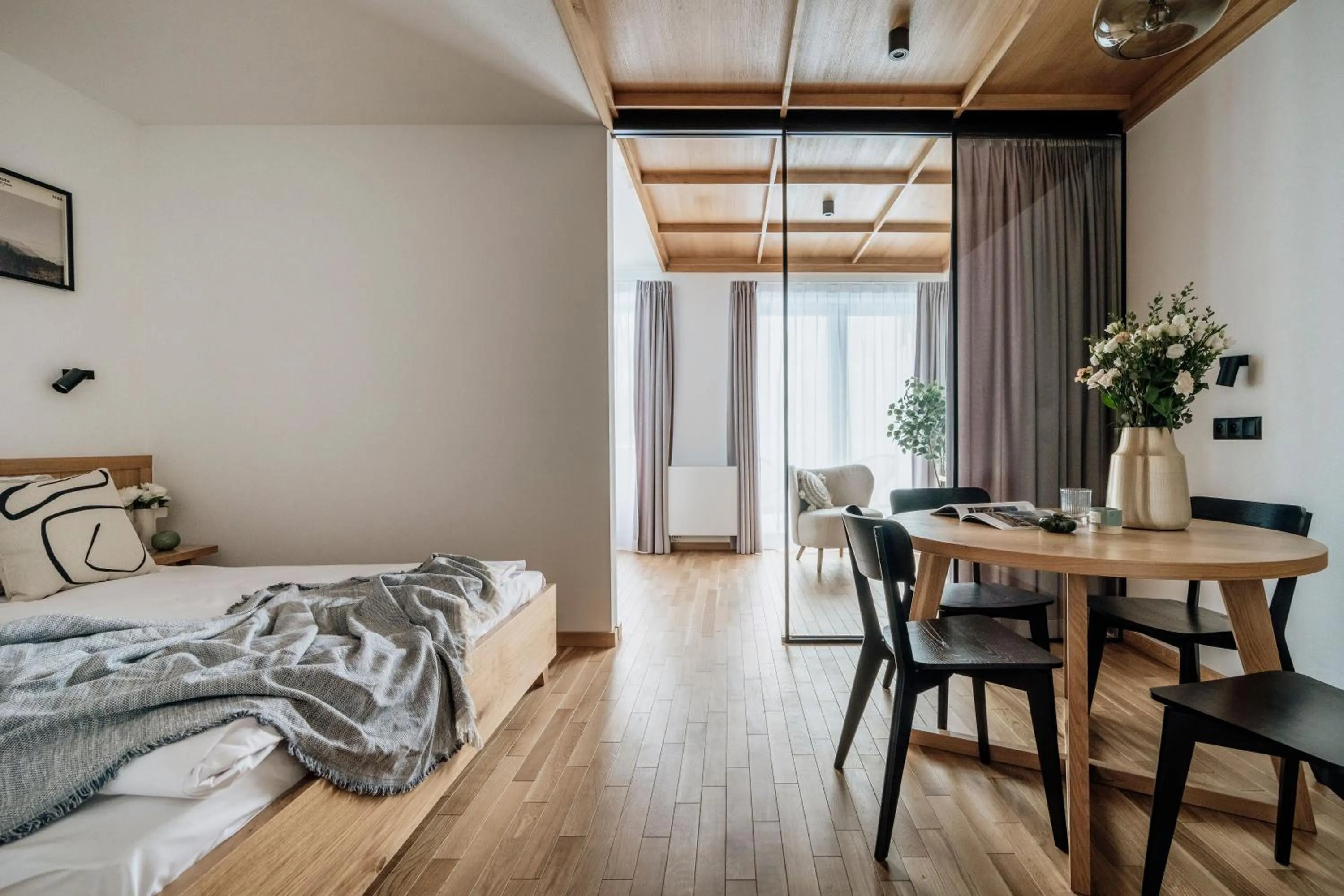 Bed in White Hills - LoftAffair Spa Collection