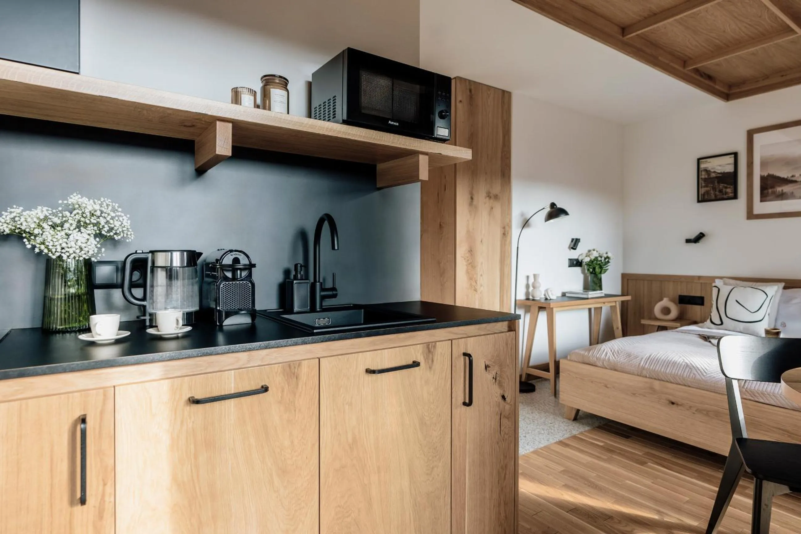 Bed in White Hills - LoftAffair Spa Collection