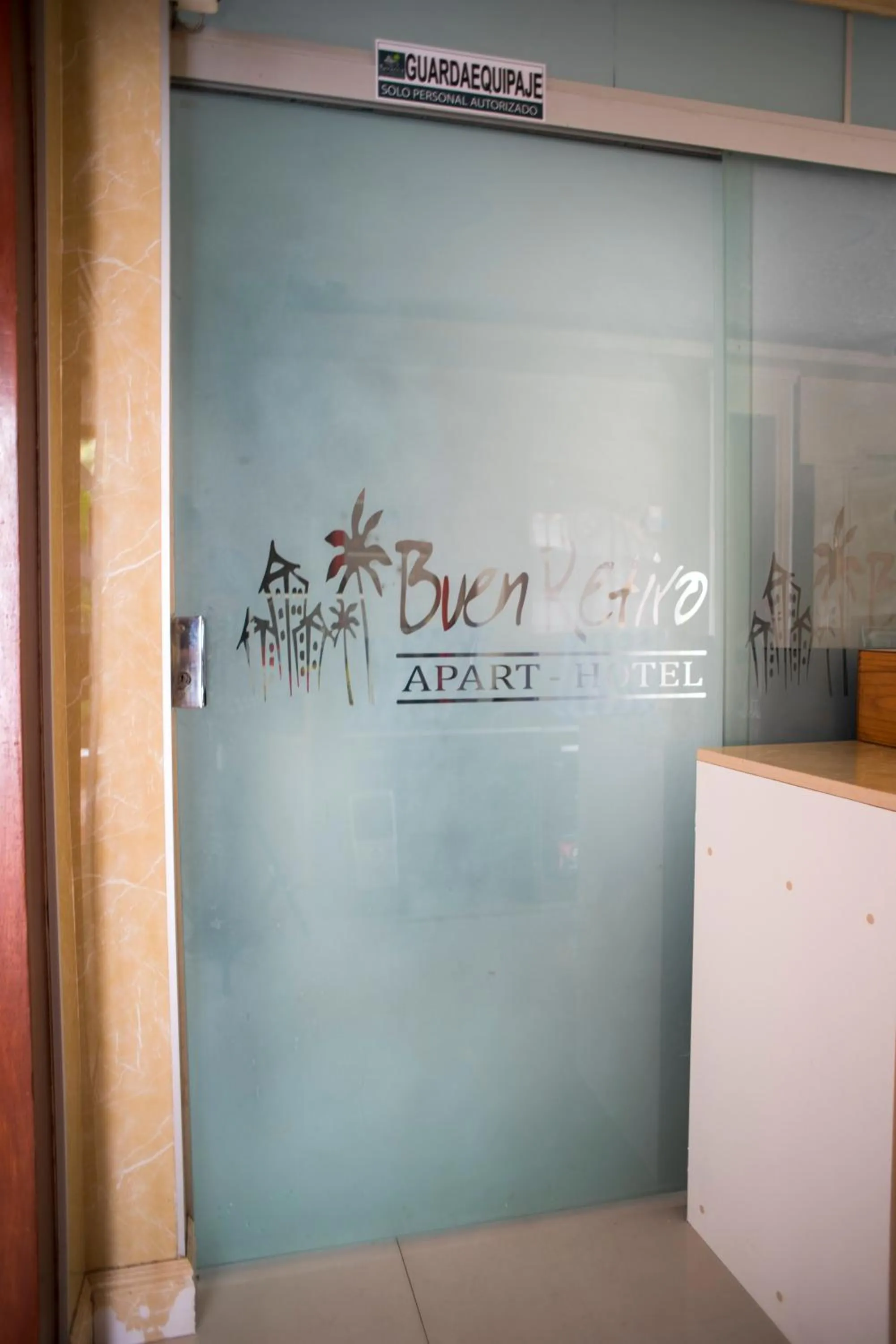 Logo/Certificate/Sign in Buen Retiro Apart Hotel