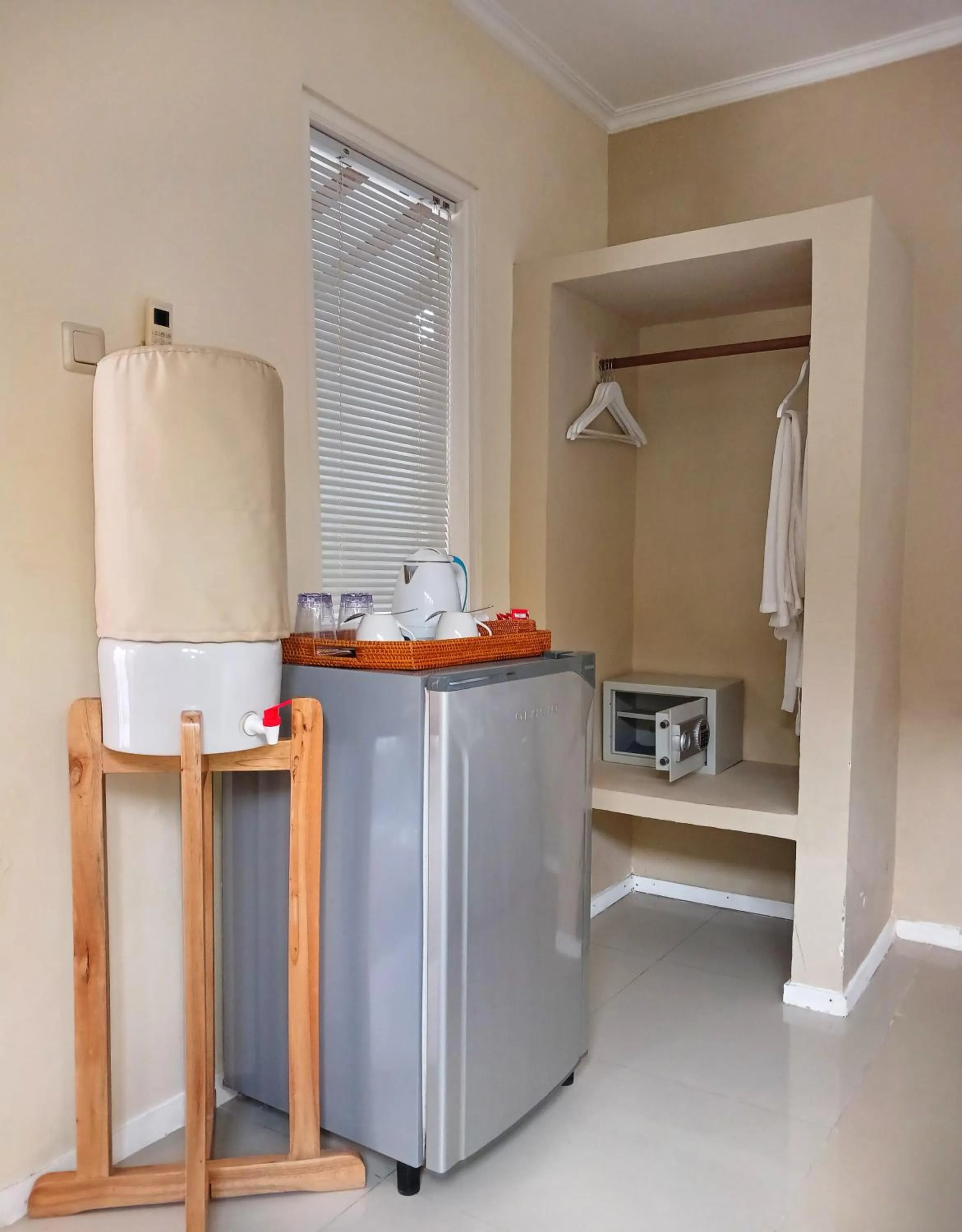 Scallywags Smugglers