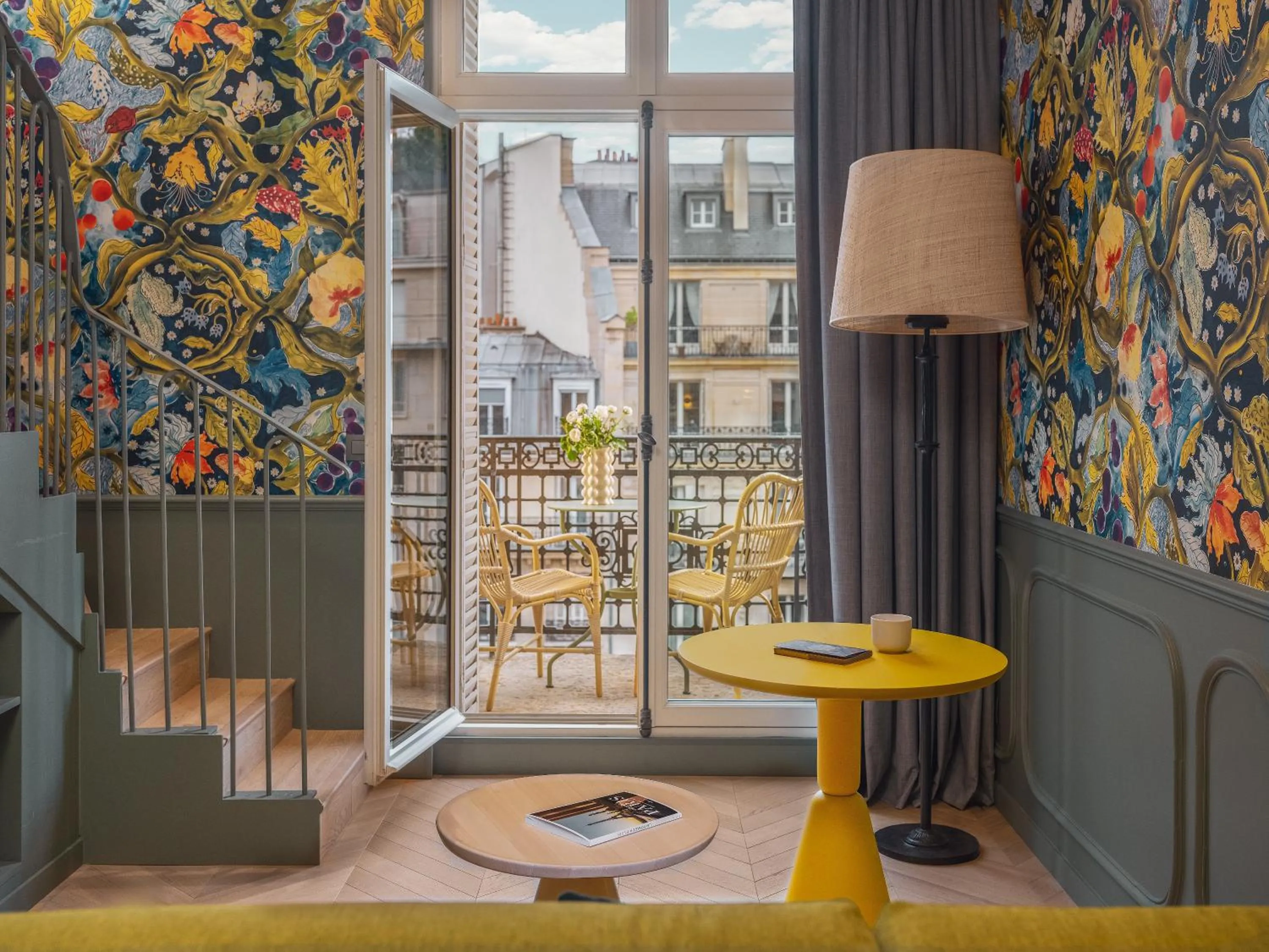 Photo of the whole room in Miss Fuller