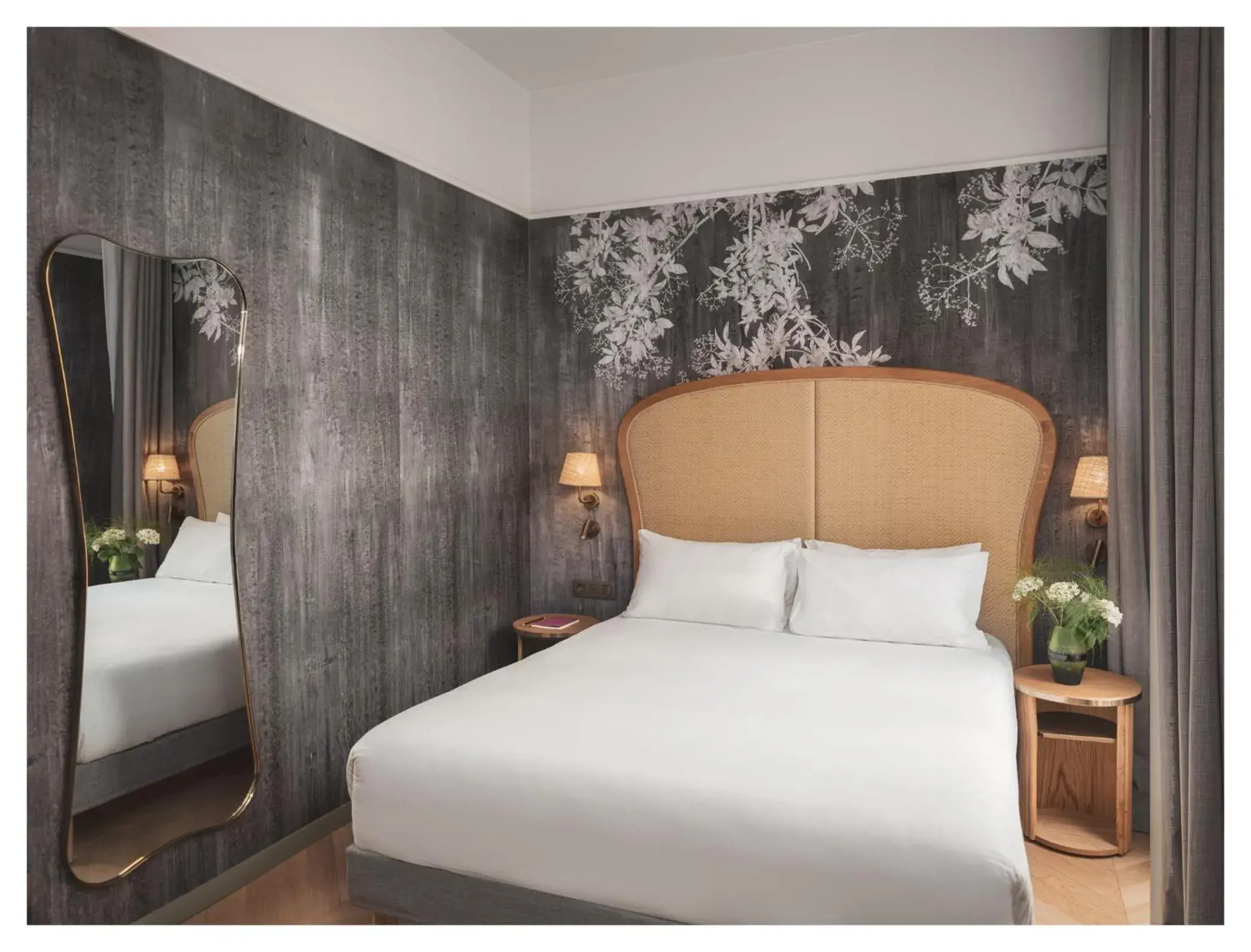 Photo of the whole room, Bed in Miss Fuller Photo of the whole room, Bed in Miss Fuller