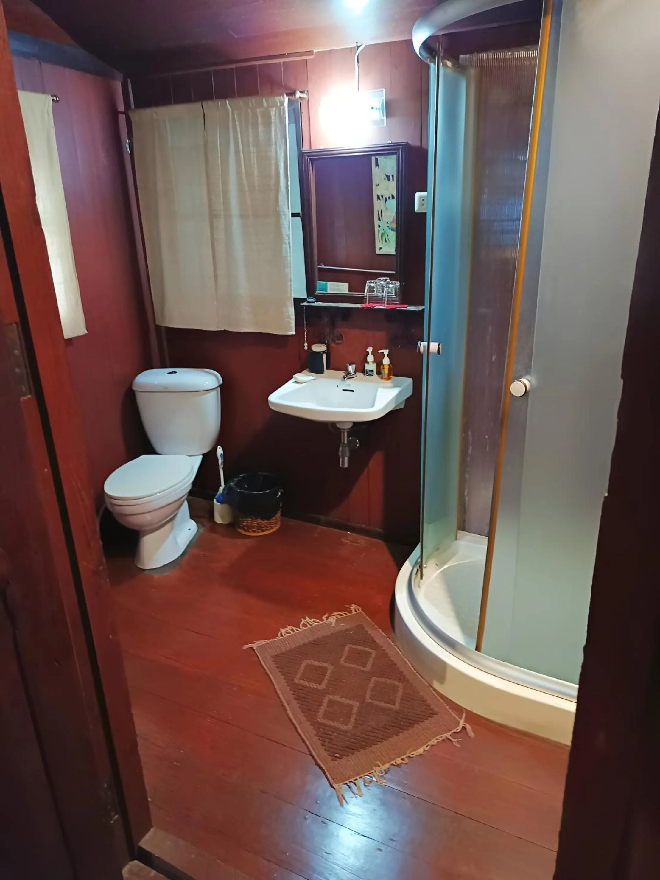 Shower in Tonnam Homestay