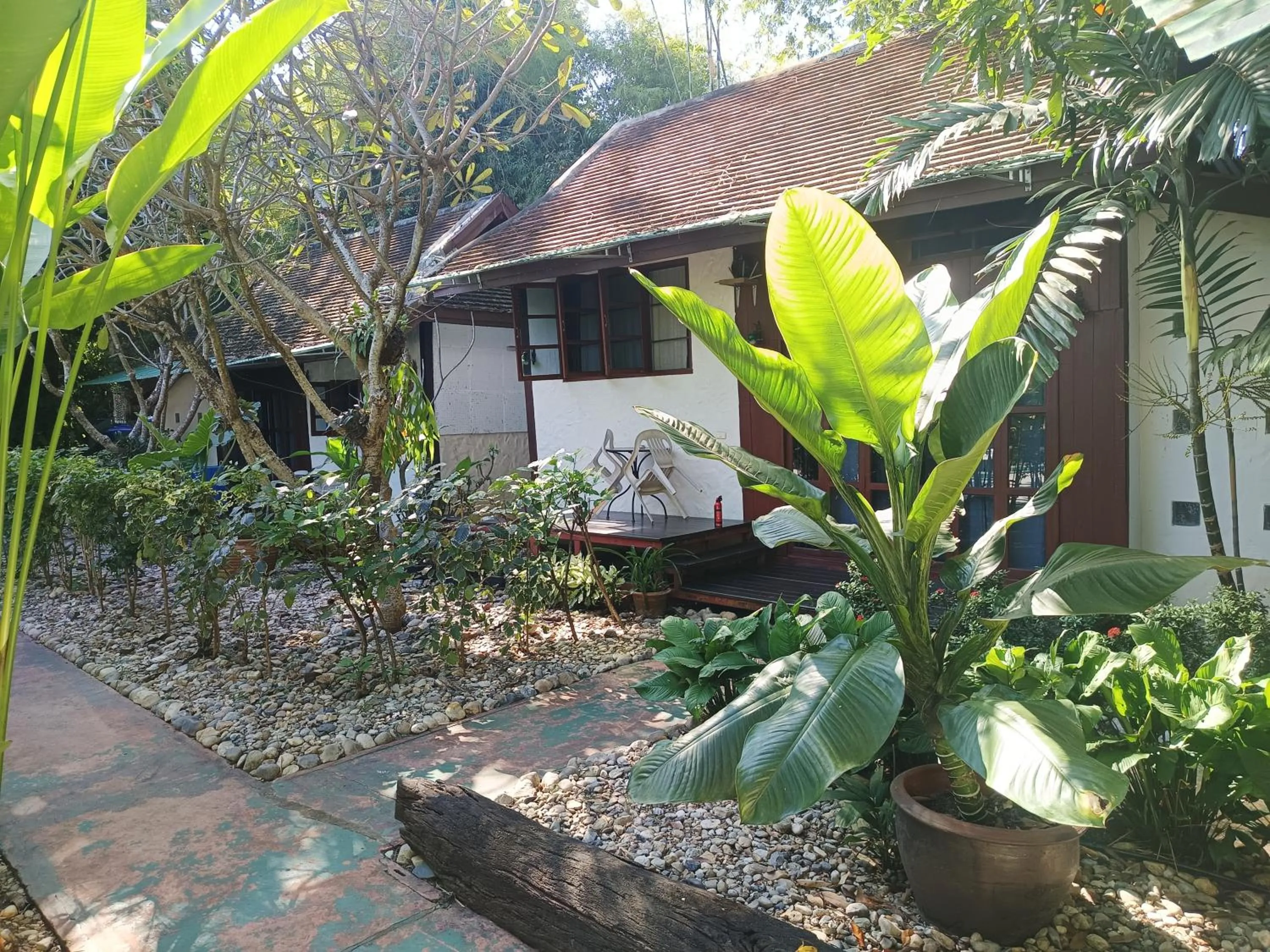 Property building in Tonnam Homestay
