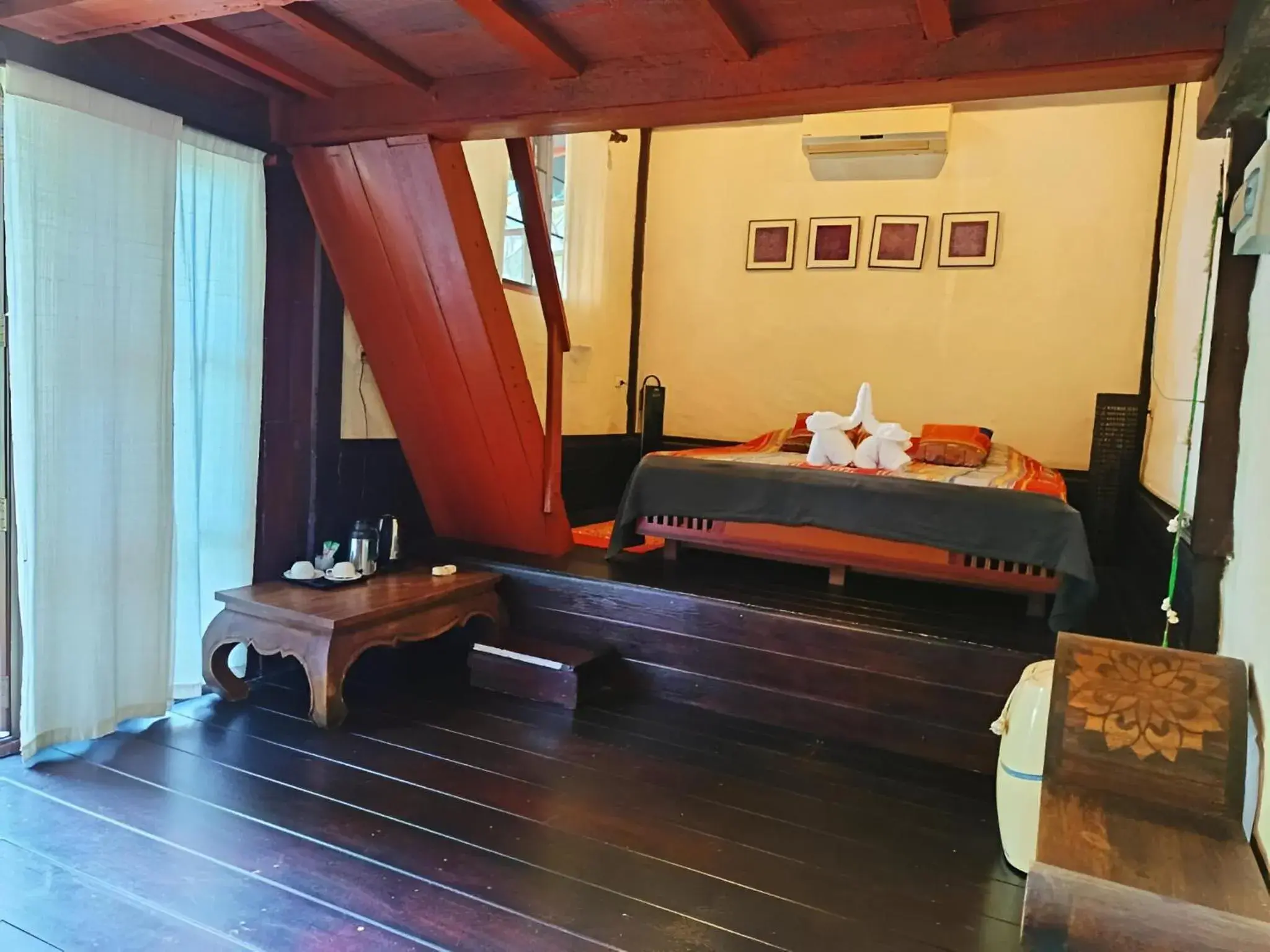 Family Bungalow in Tonnam Homestay Family Bungalow in Tonnam Homestay