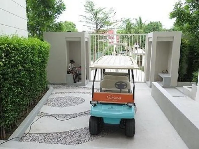 Summer Huahin Condo 2 Bedrooms Pool View Classic Room