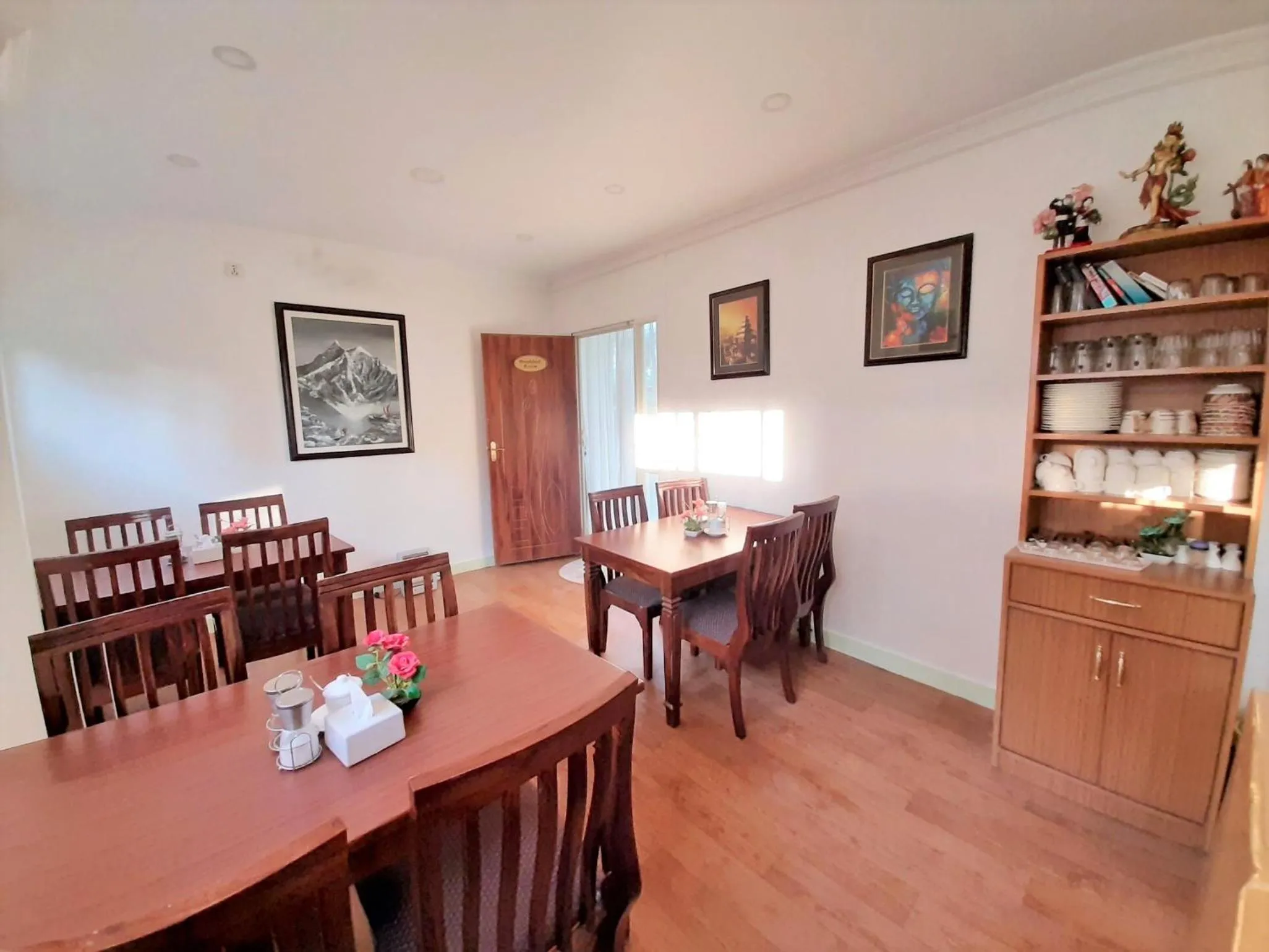 Restaurant/places to eat in Shakya House