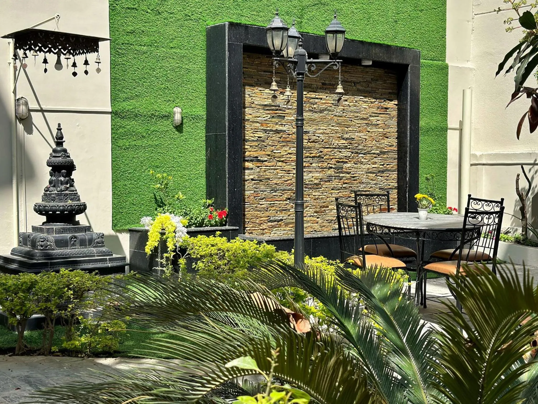 Facade/entrance in Shakya House