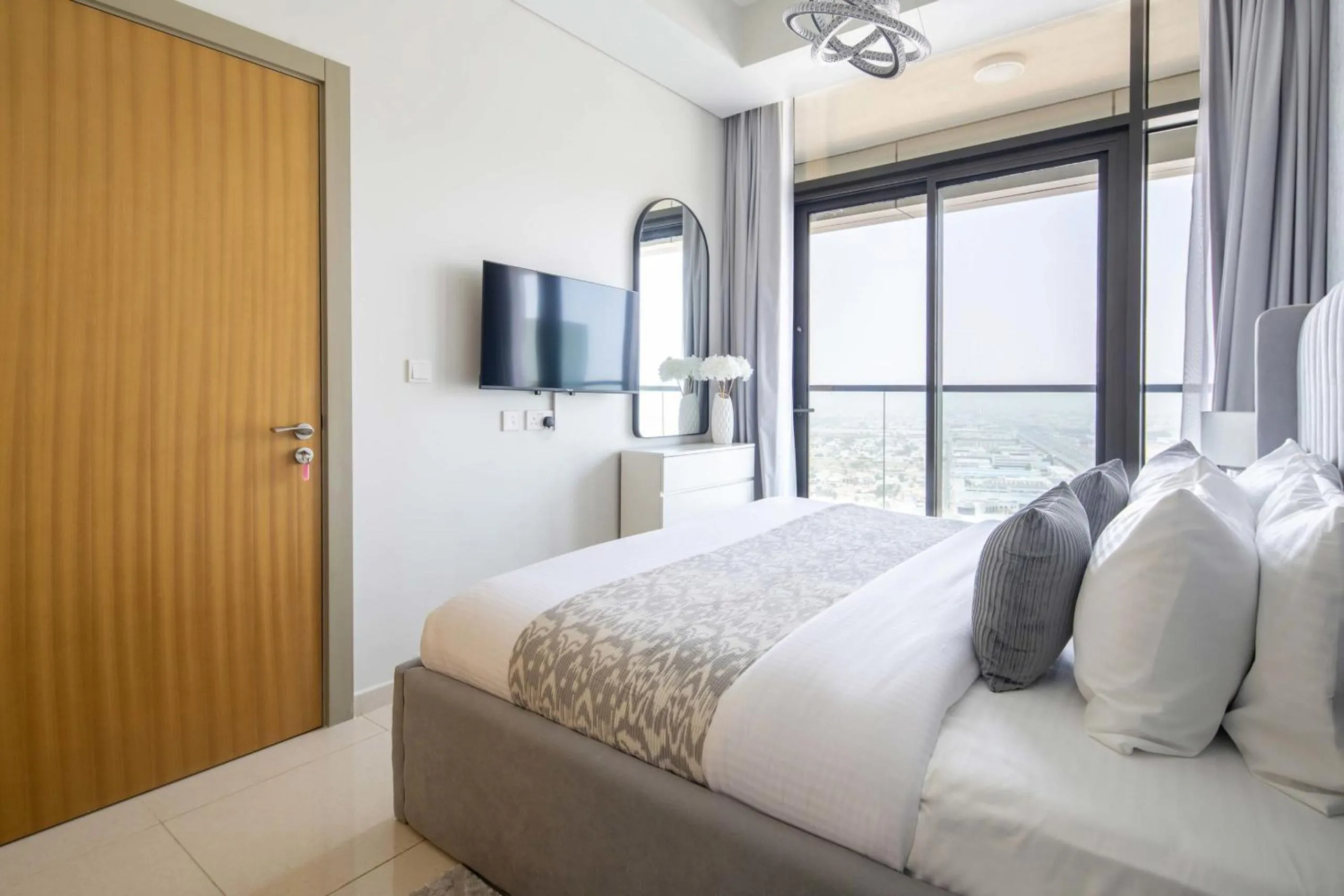 Other, Bed in Frank Porter - Aykon City Tower C