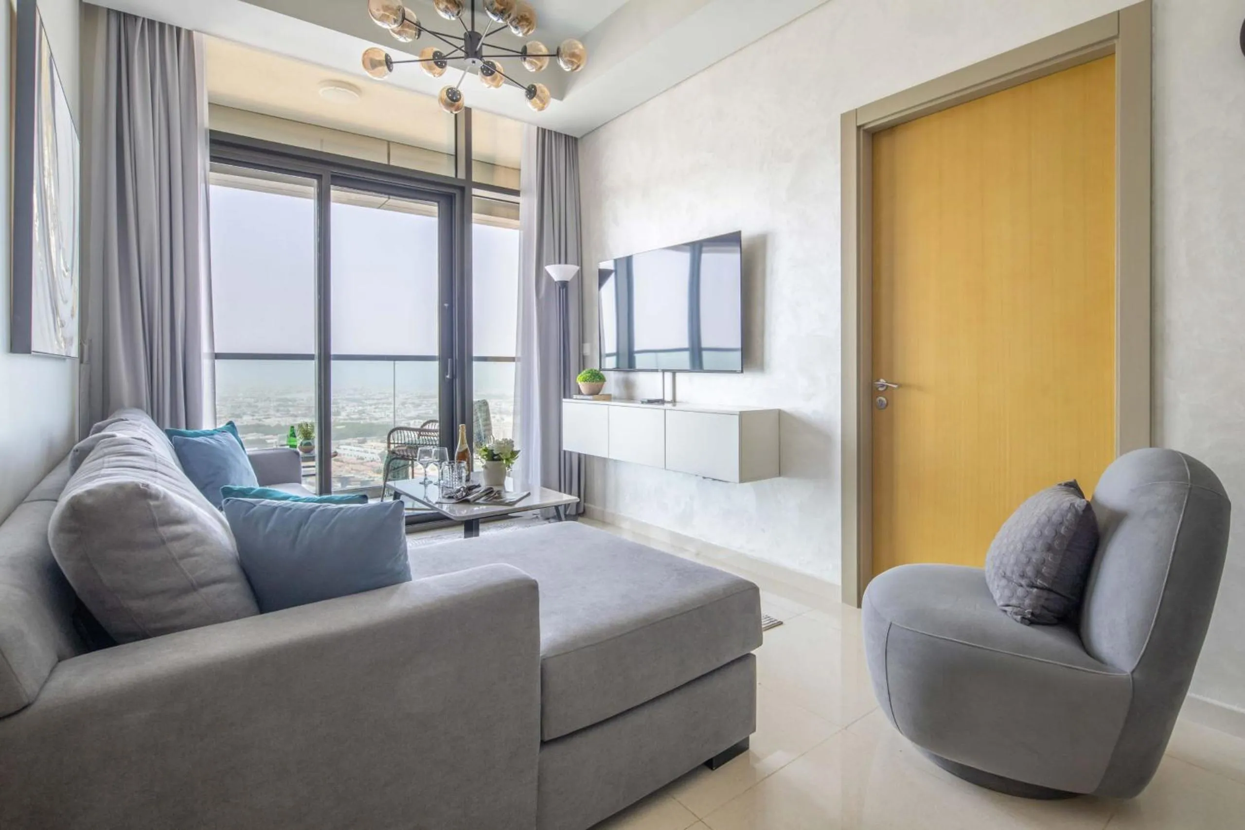Other in Frank Porter - Aykon City Tower C