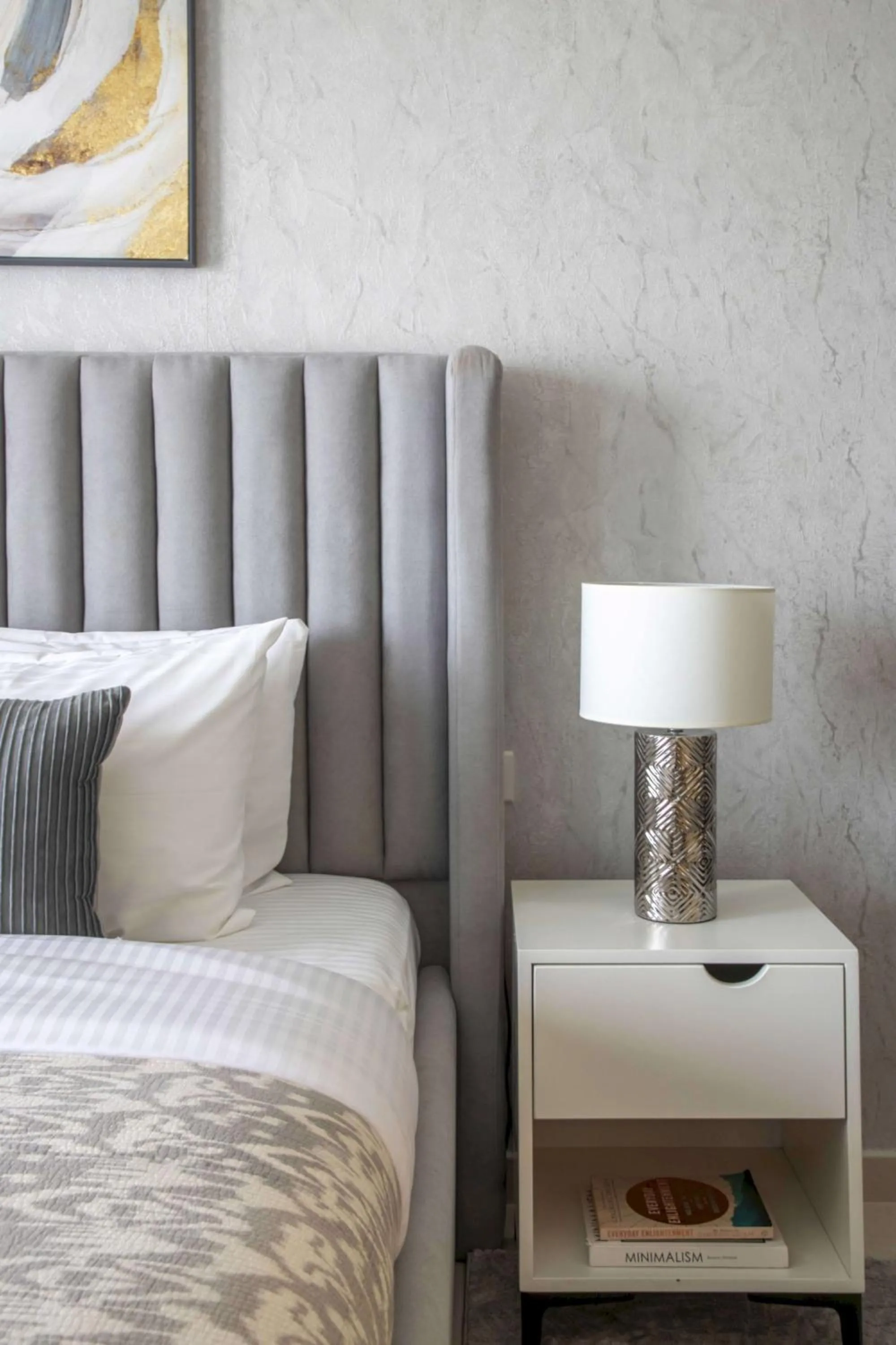Bed in Frank Porter - Aykon City Tower C