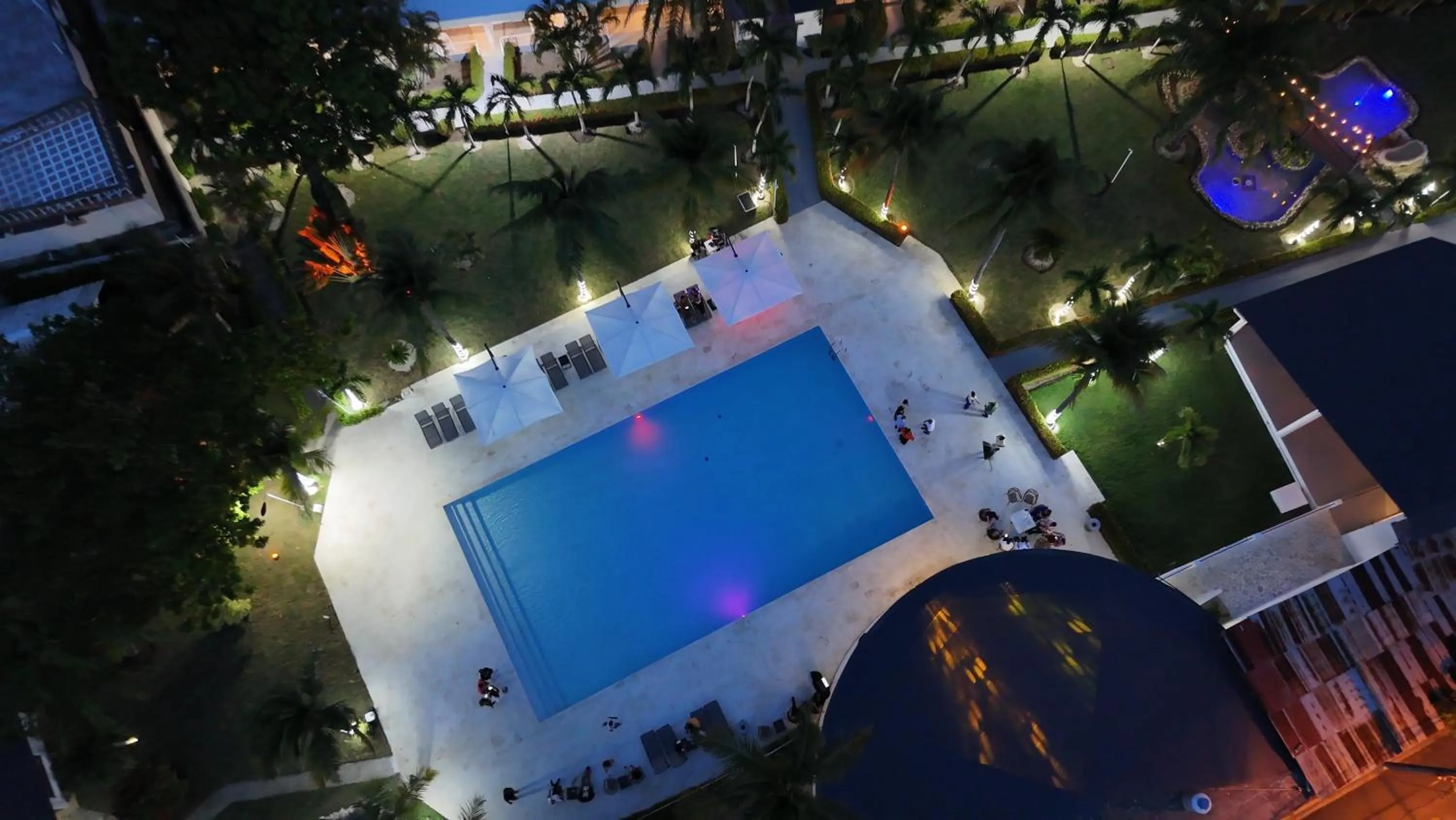 Property building in El Colibri Hotel