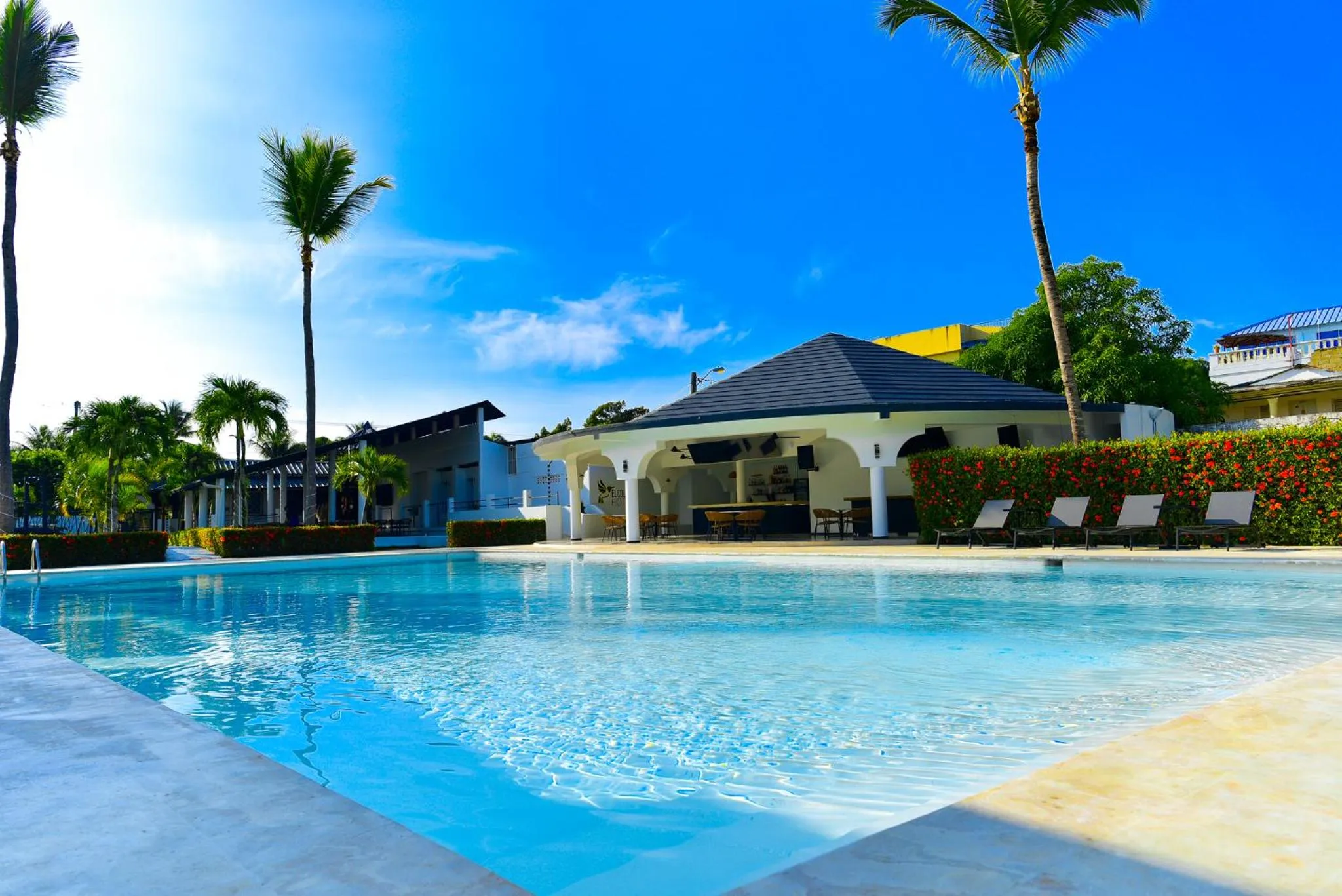 Pool view in El Colibri Hotel