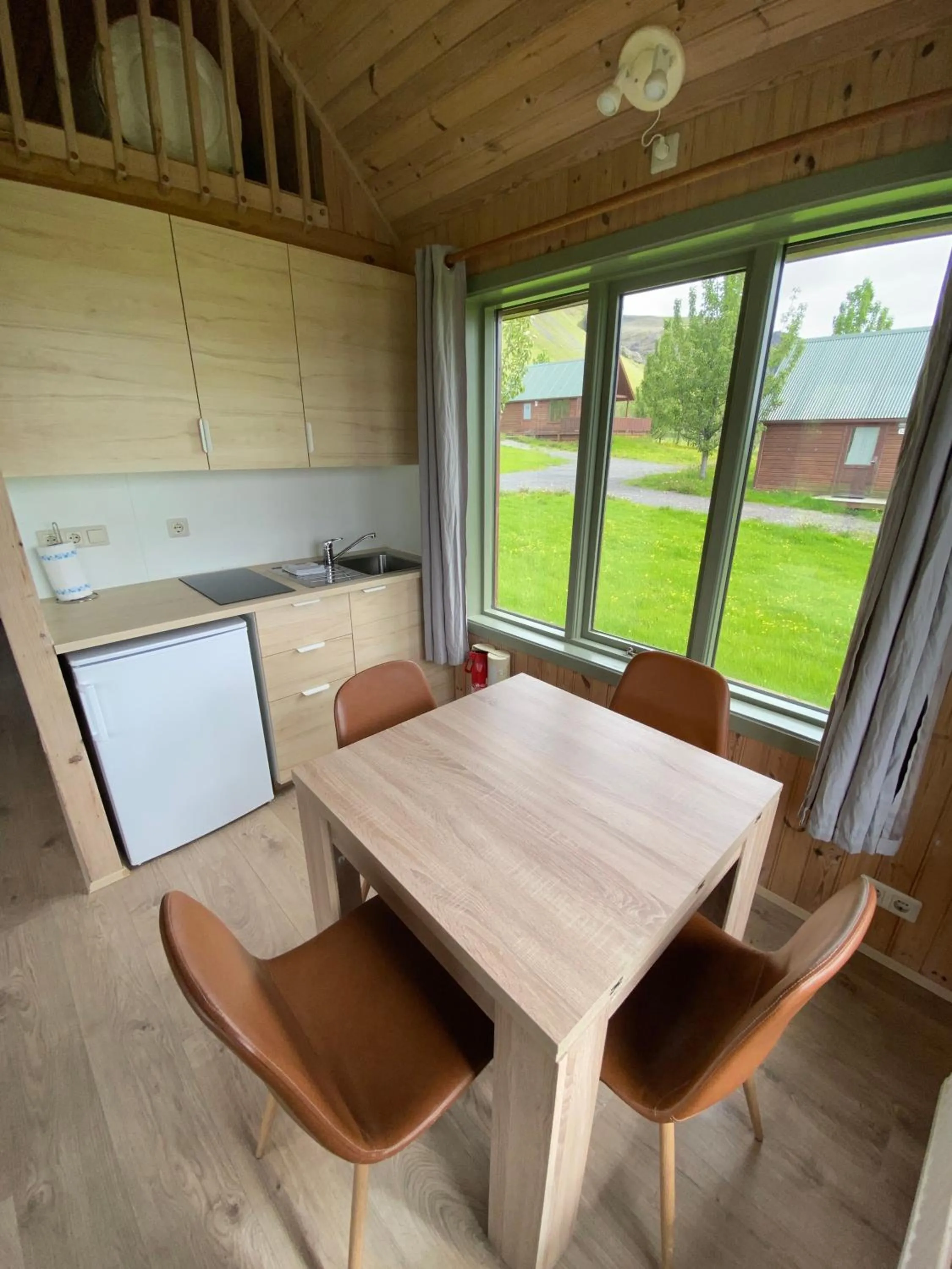 Kitchen or kitchenette in Hörgsland Cottages