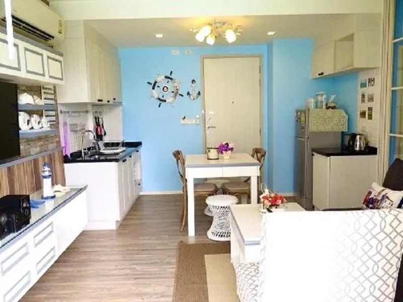 Summer Huahin Condo classic room pool view