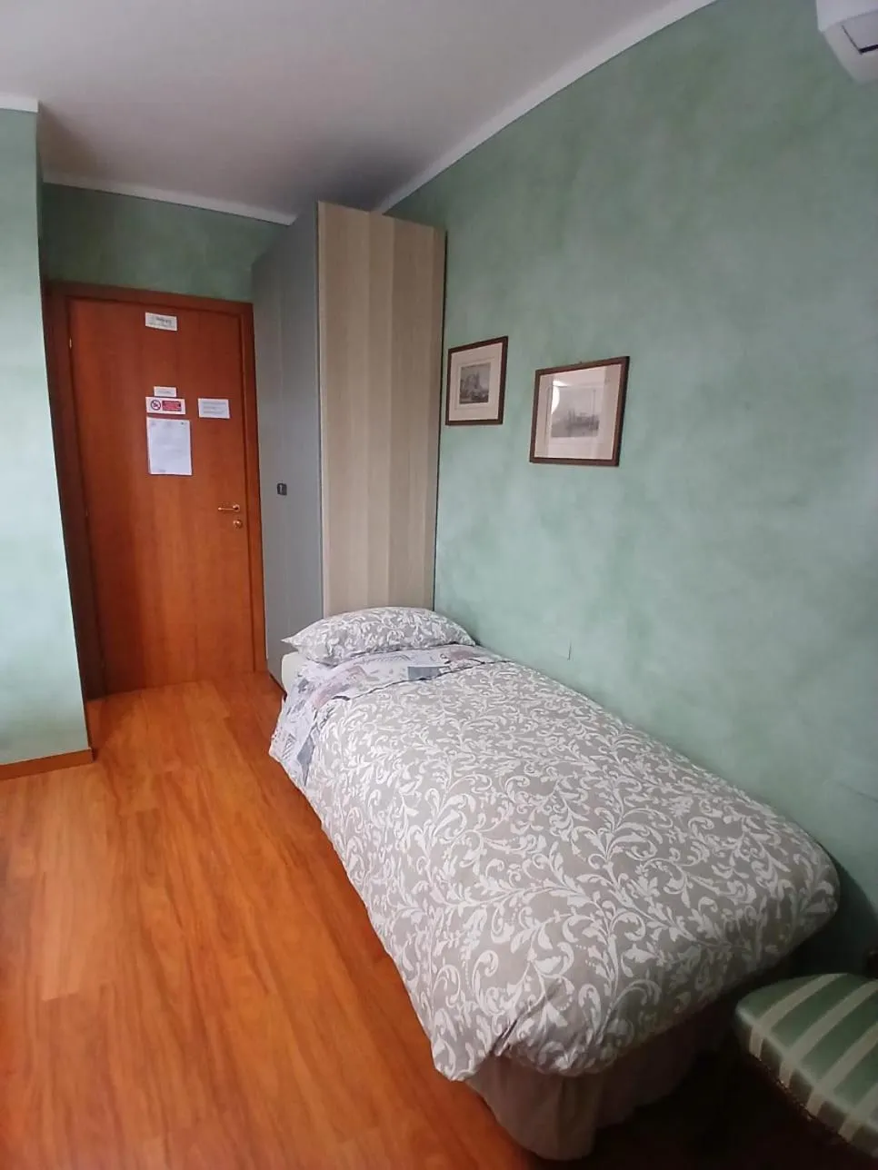 Bed in B & B Ametista Bergamo