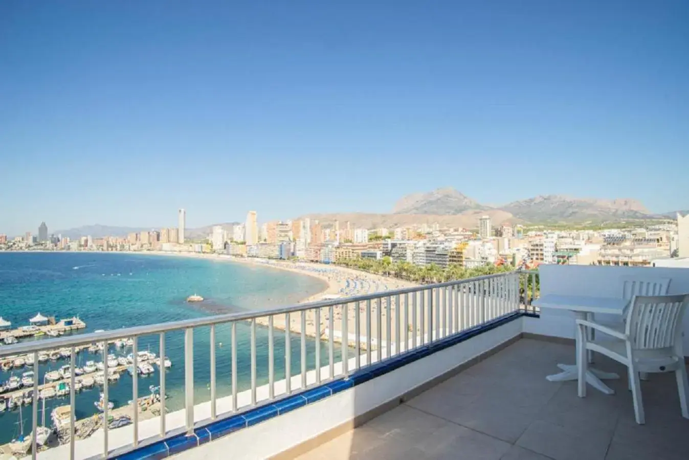 Apartment with Sea View (1-4 Adults) in Apartamentos La Mar Apartment with Sea View (1-4 Adults) in Apartamentos La Mar