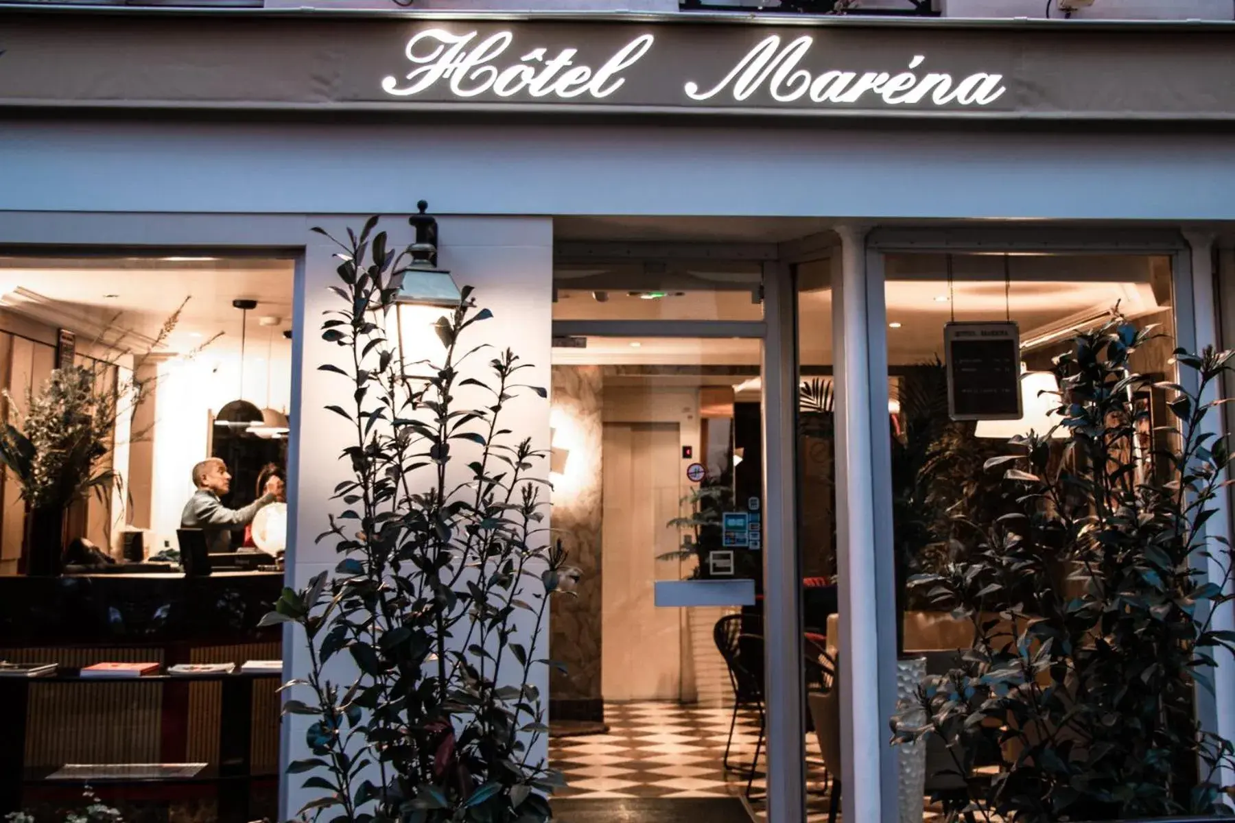 Facade/entrance in Hotel Marena Facade/entrance in Hotel Marena