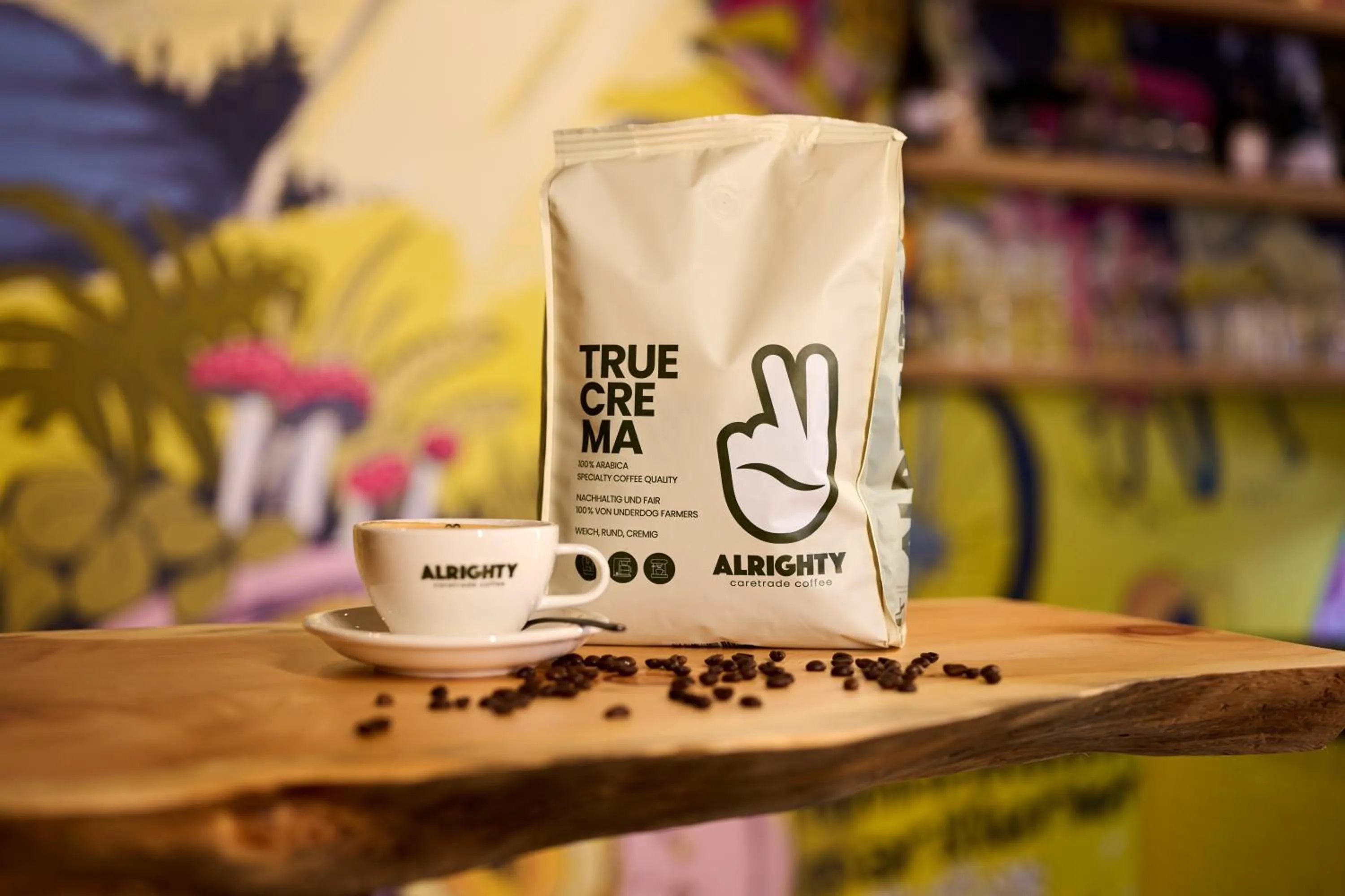 Breakfast in Boutique House happYellow Saalbach