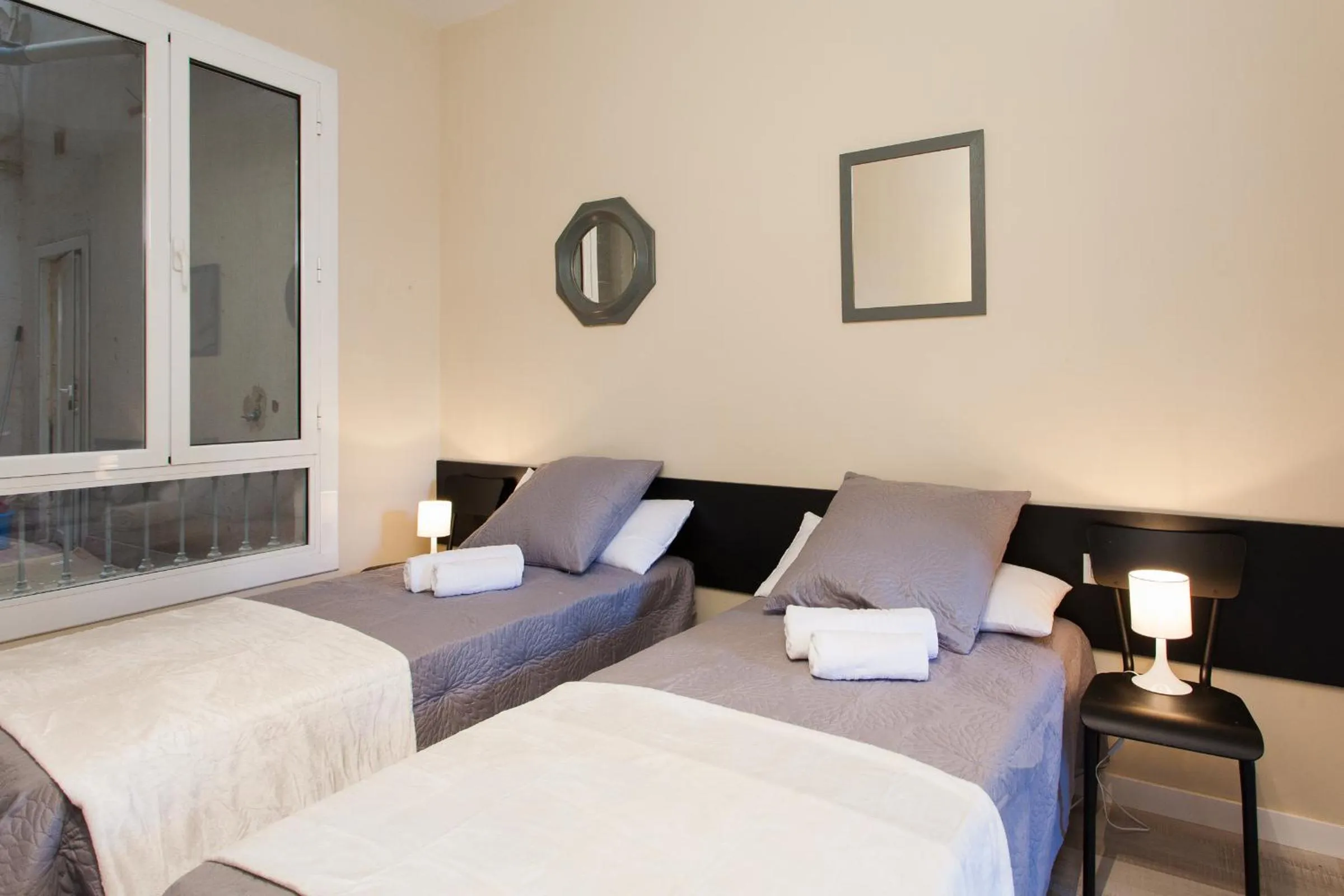 Bed in Key Plaza Cataluña Bliss