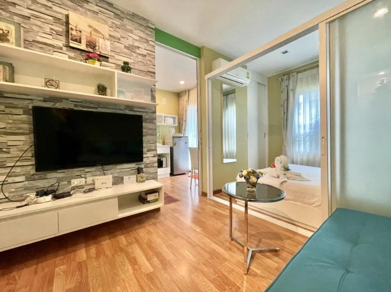 The trust huahin resort condo greeny room