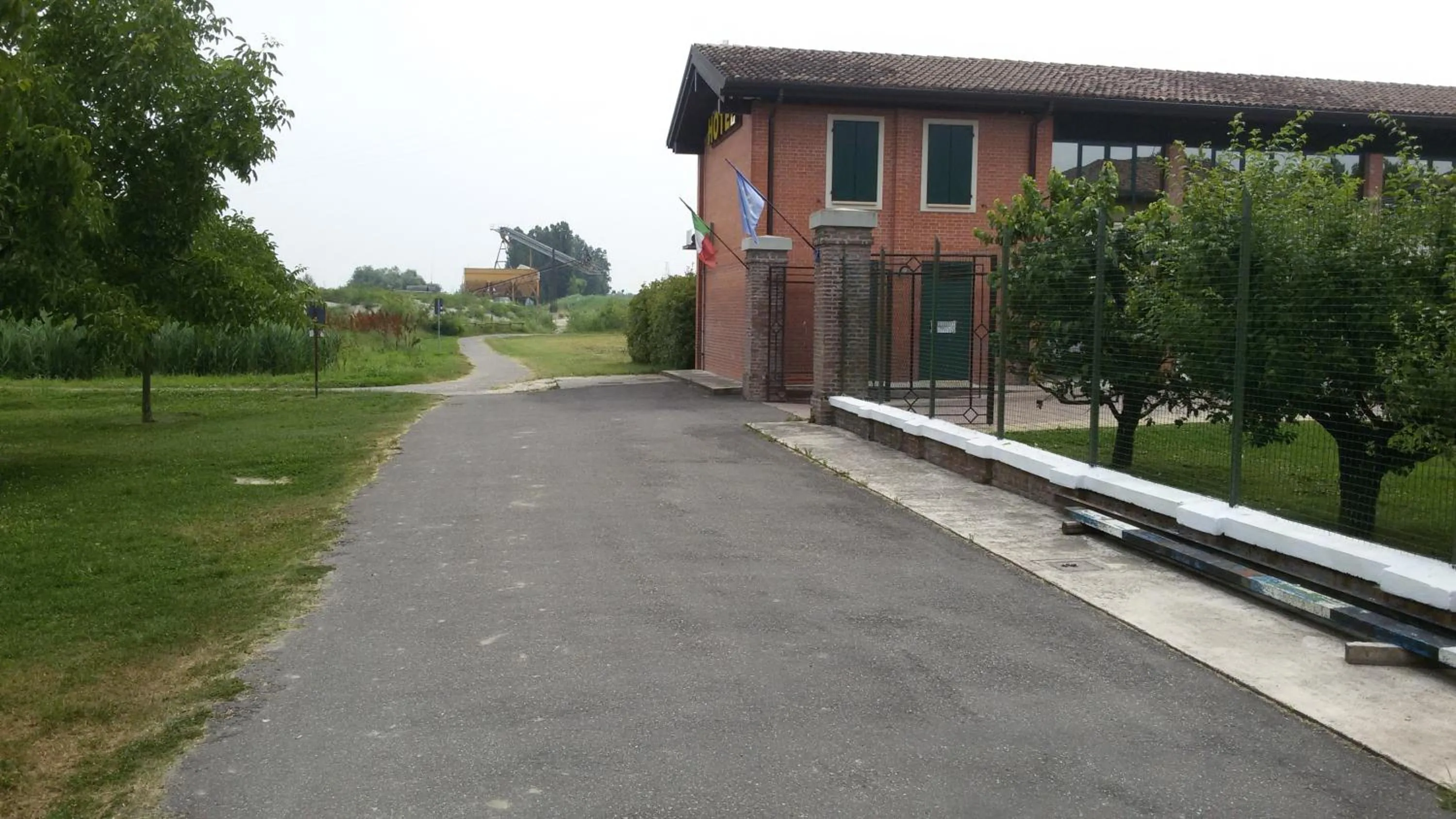 Property building in Albergo del Po