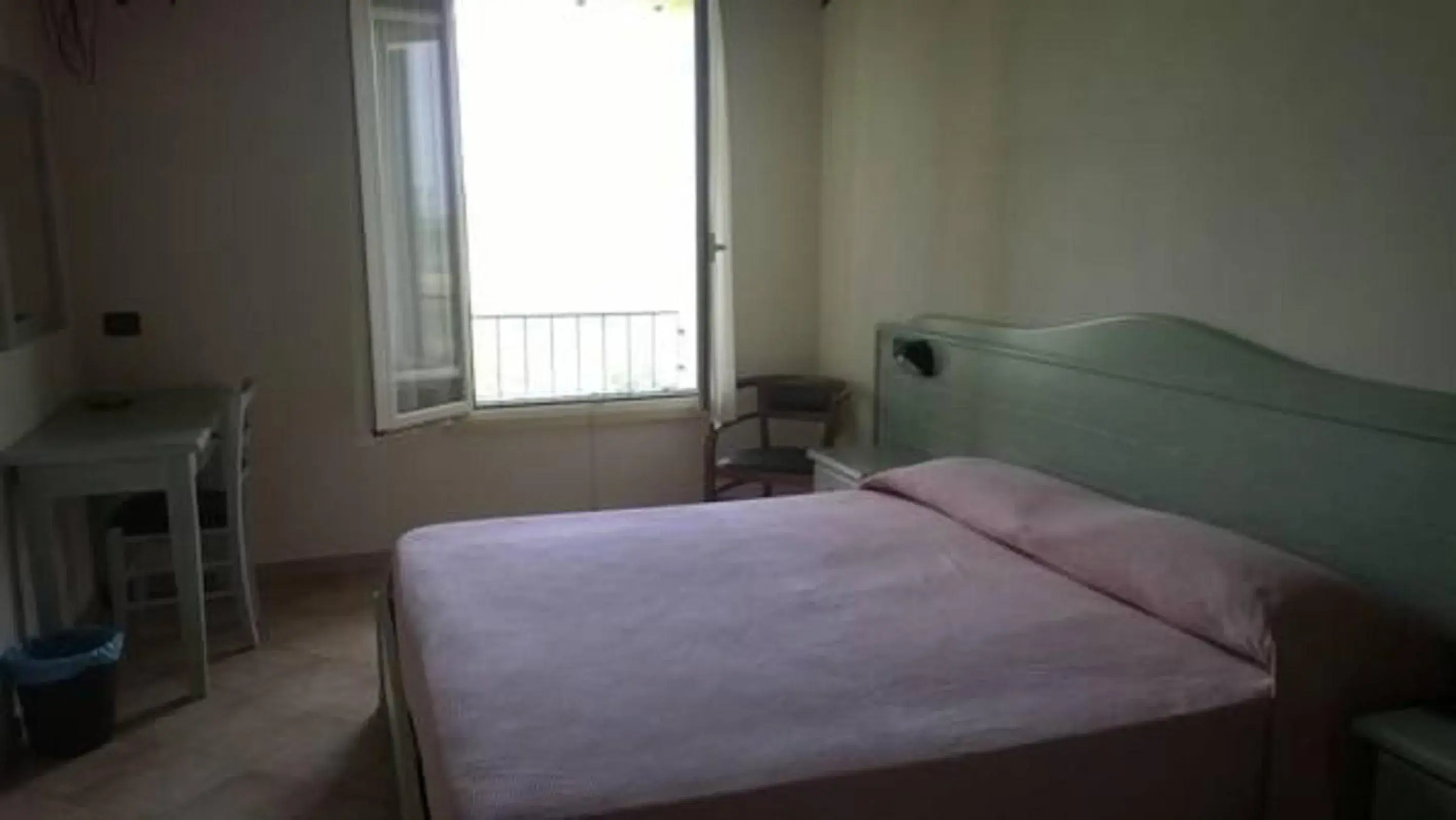 Double Room with Private Bathroom in Albergo del Po Double Room with Private Bathroom in Albergo del Po