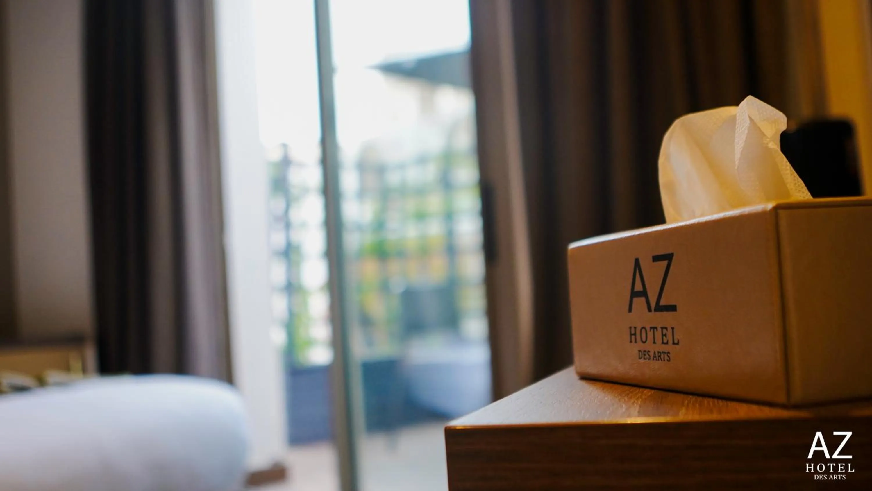 Bed in AZ hôtel des arts