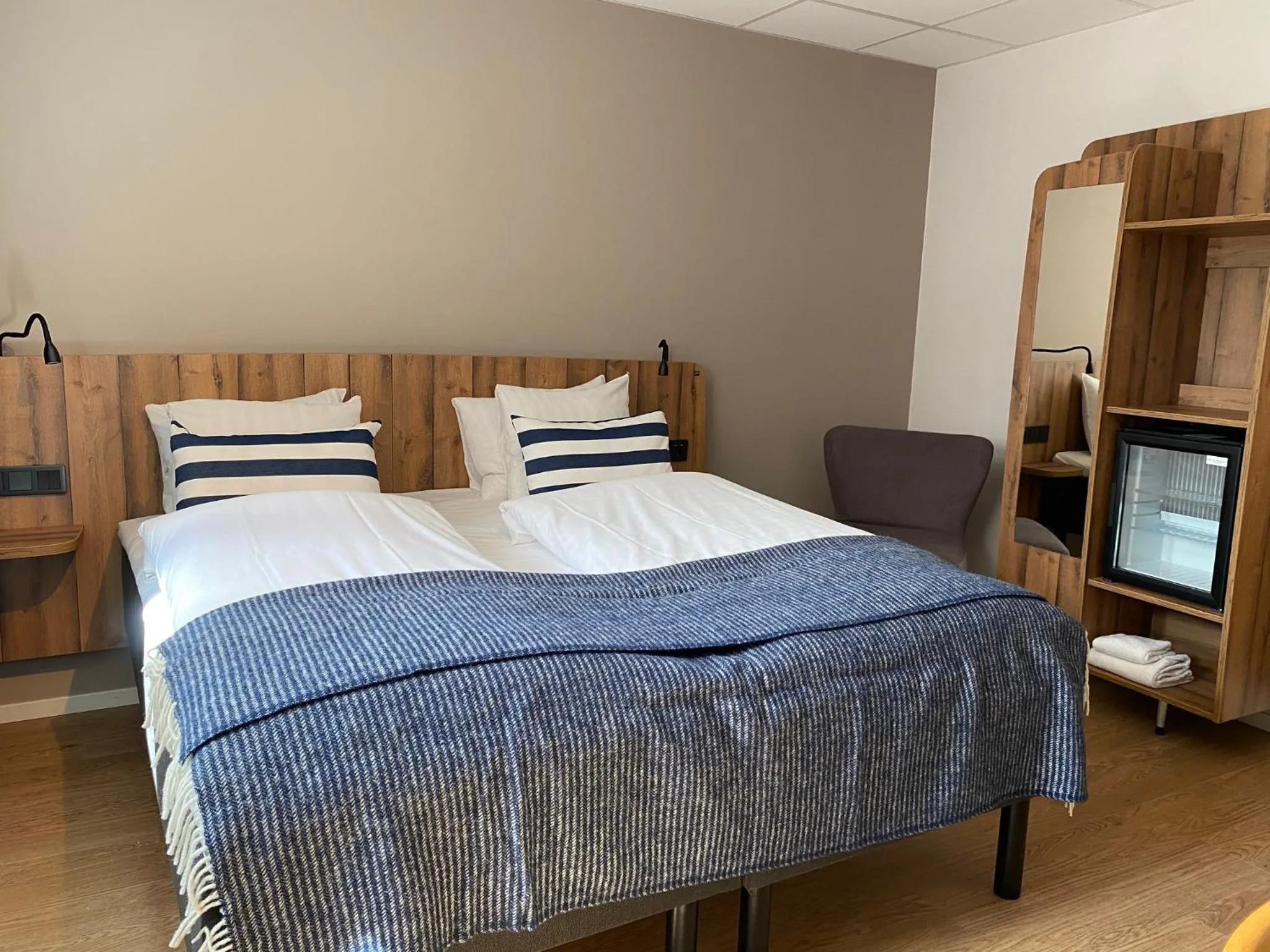 Bed in Badholmen Restaurang & Hotell