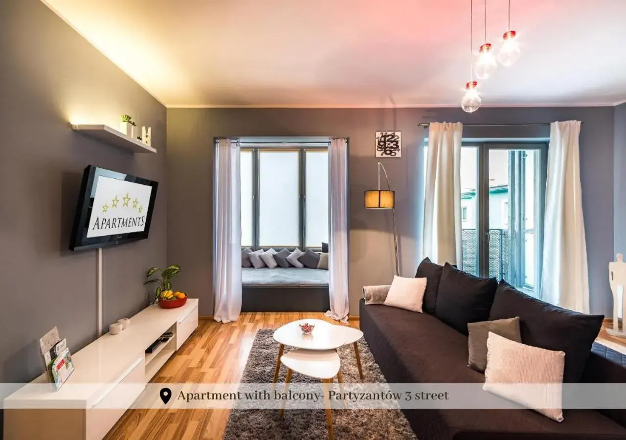 Apartment with Balcony Ul. Partyzantów 3 in 5-stars Apartments - Old Town Apartment with Balcony Ul. Partyzantów 3 in 5-stars Apartments - Old Town