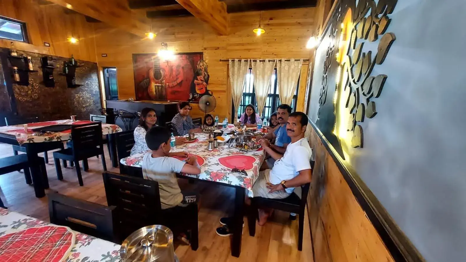 Restaurant/places to eat in Mudra beach villa Gokarna Restaurant/places to eat in Mudra beach villa Gokarna