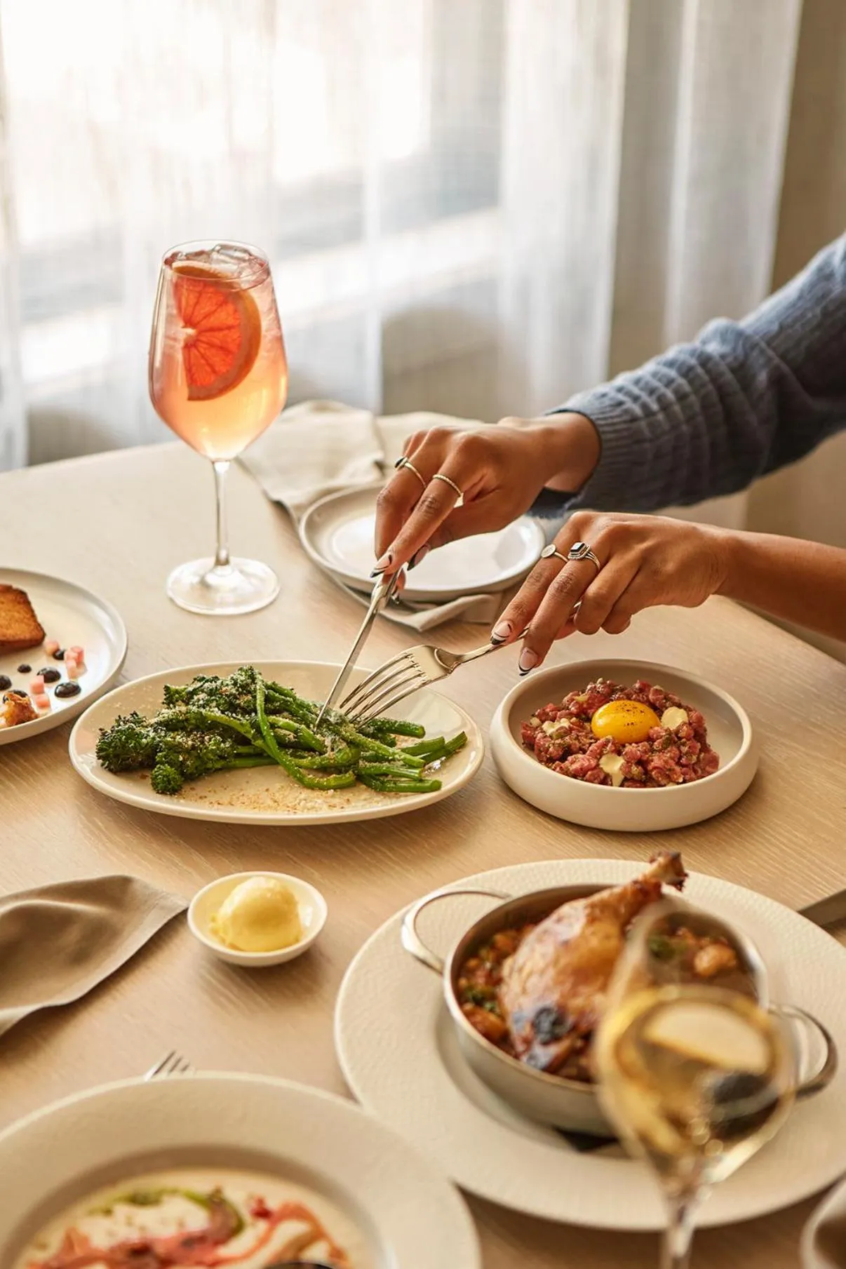 Restaurant/places to eat in Hotel Brookmere & Arbor Spa