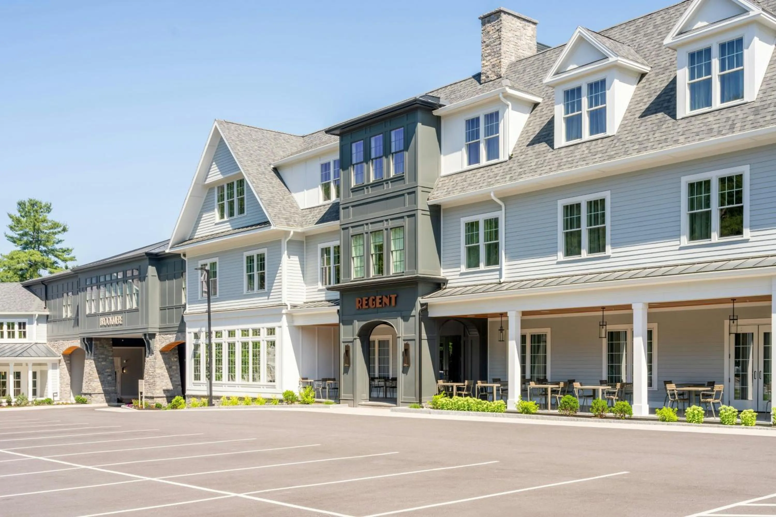 Property building in Brookmere Saratoga, a Tribute Portfolio Hotel
