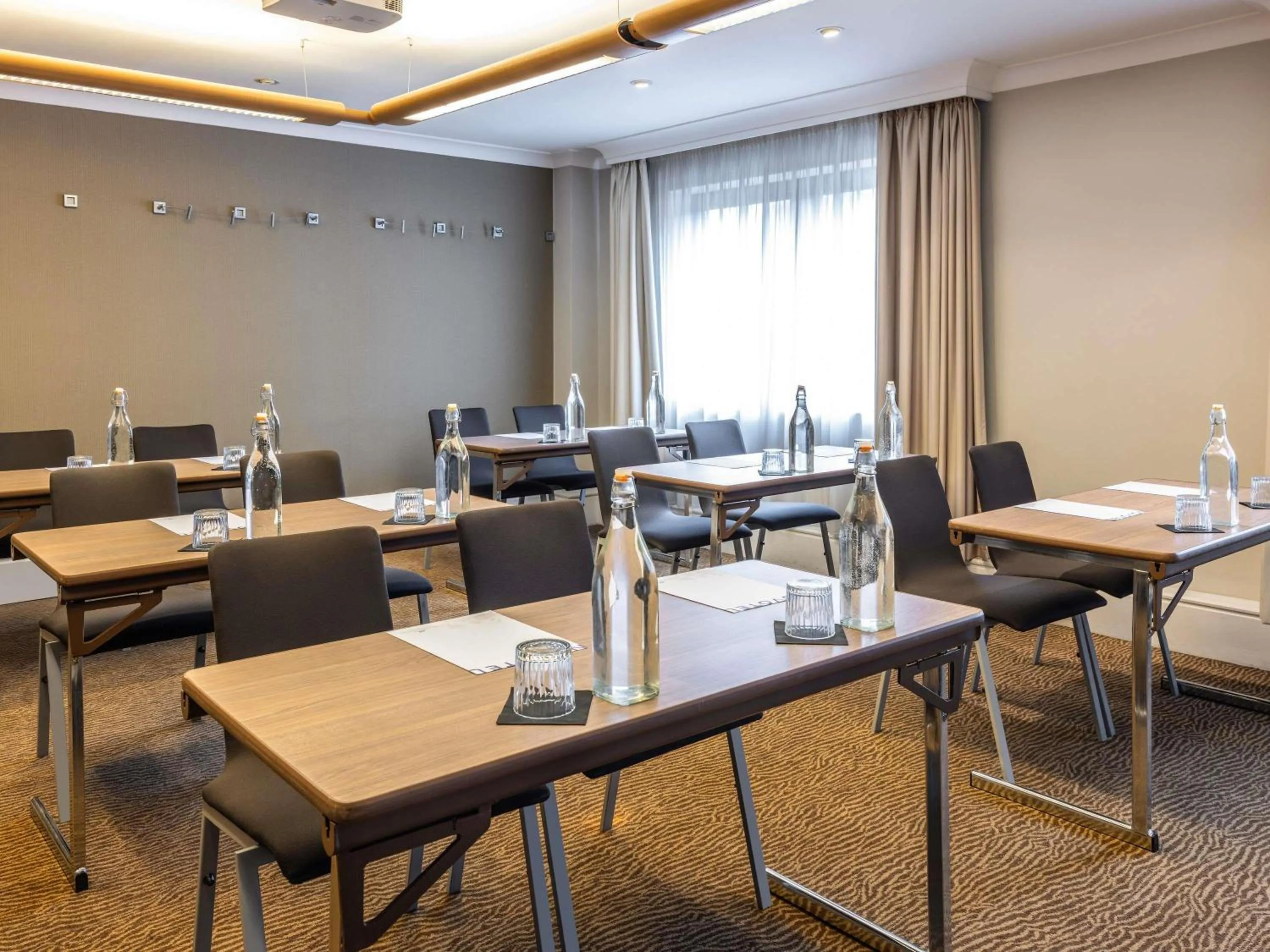 Meeting/conference room in Novotel Bristol Centre