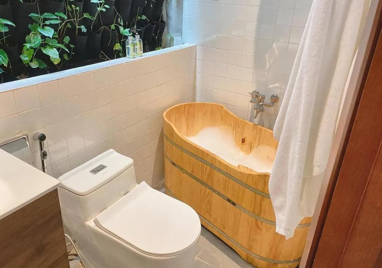 Toilet in 5 homestay 1