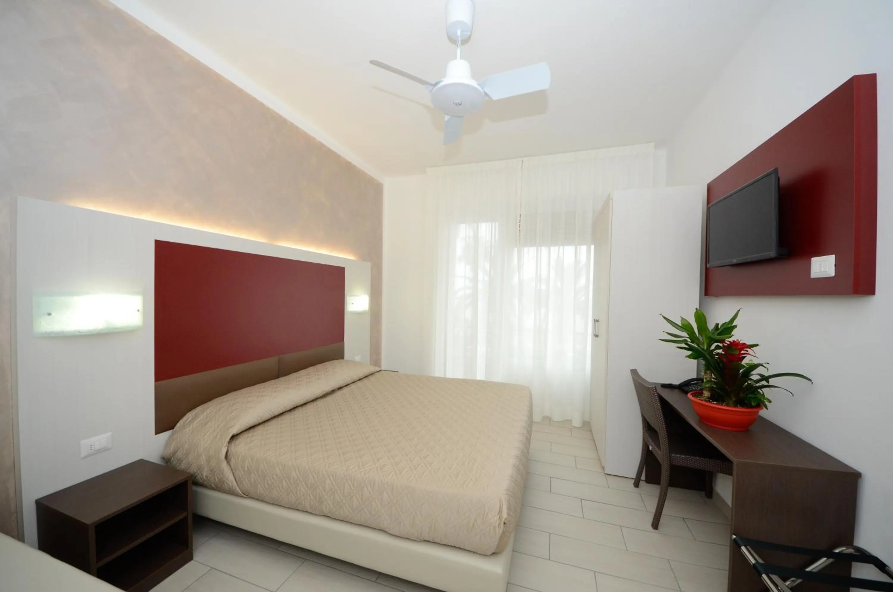Photo of the whole room, Bed in Hotel Lido Mazzini