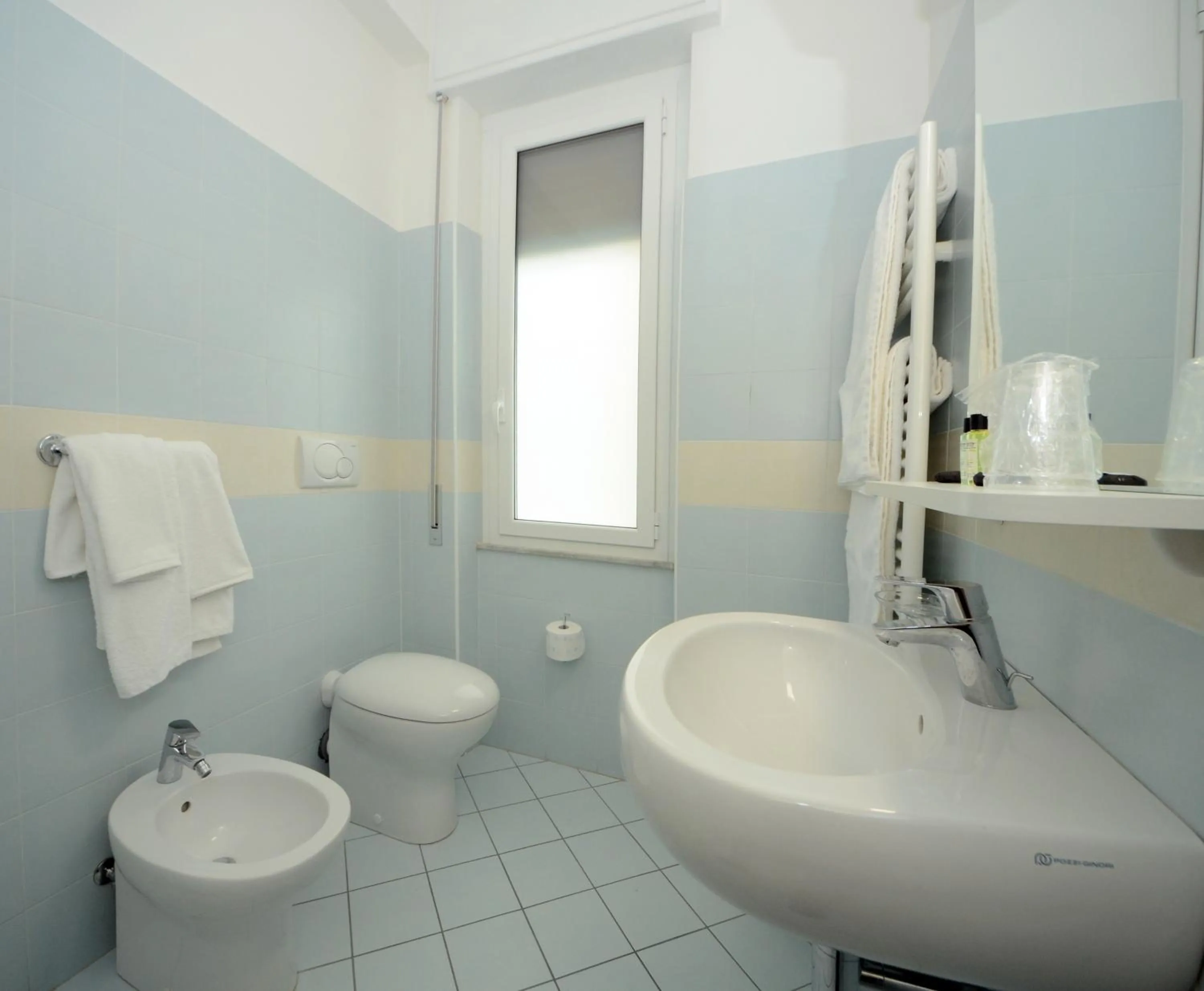 Bathroom in Hotel Lido Mazzini
