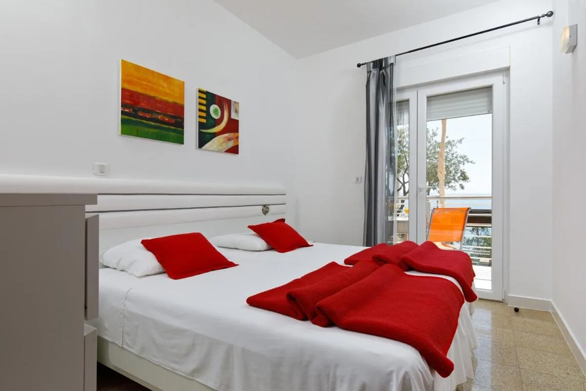 Bedroom in Ark Beach Apartments