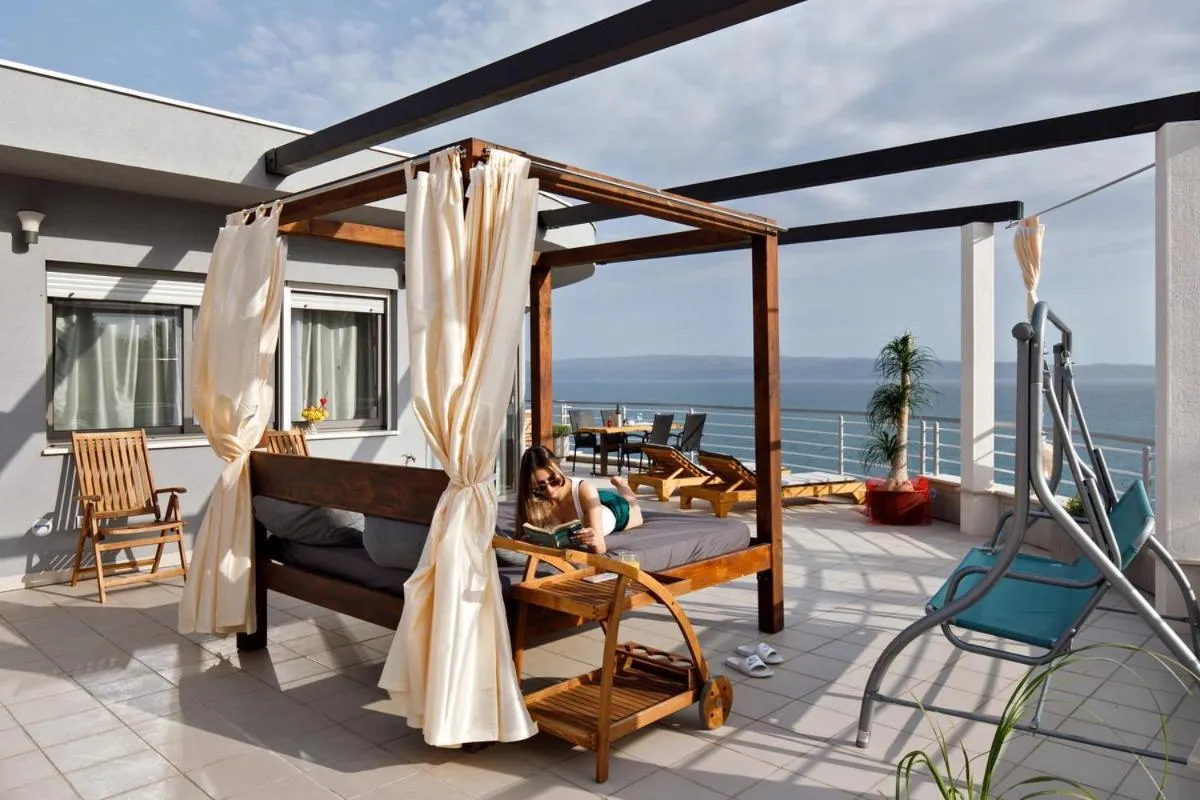 Balcony/Terrace in Ark Beach Apartments