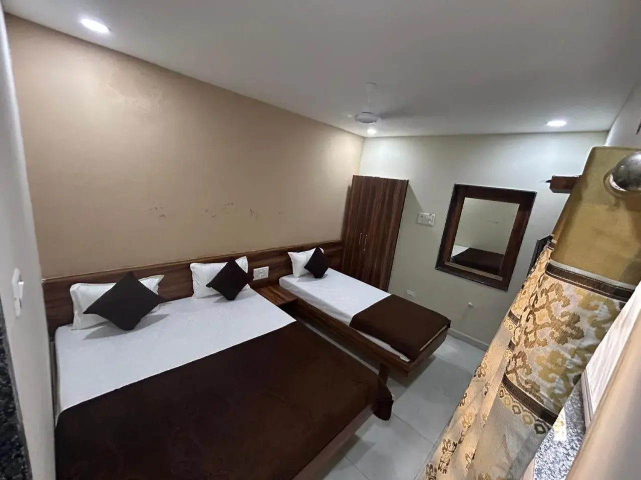 Bedroom, Bed in Hotel Samruddhi Residency Bedroom, Bed in Hotel Samruddhi Residency