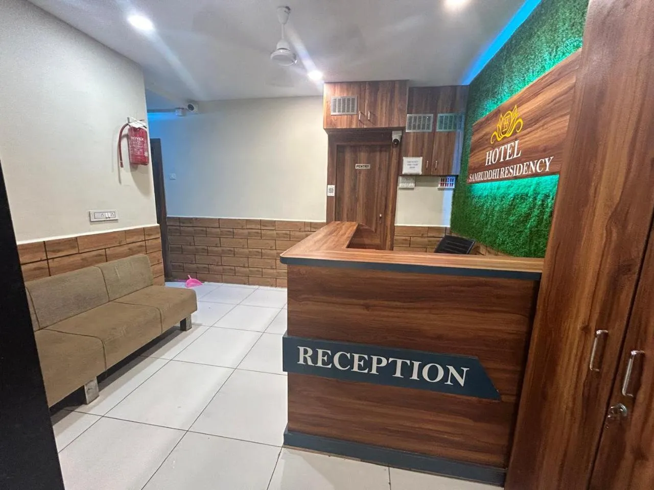 Hotel Samruddhi Residency