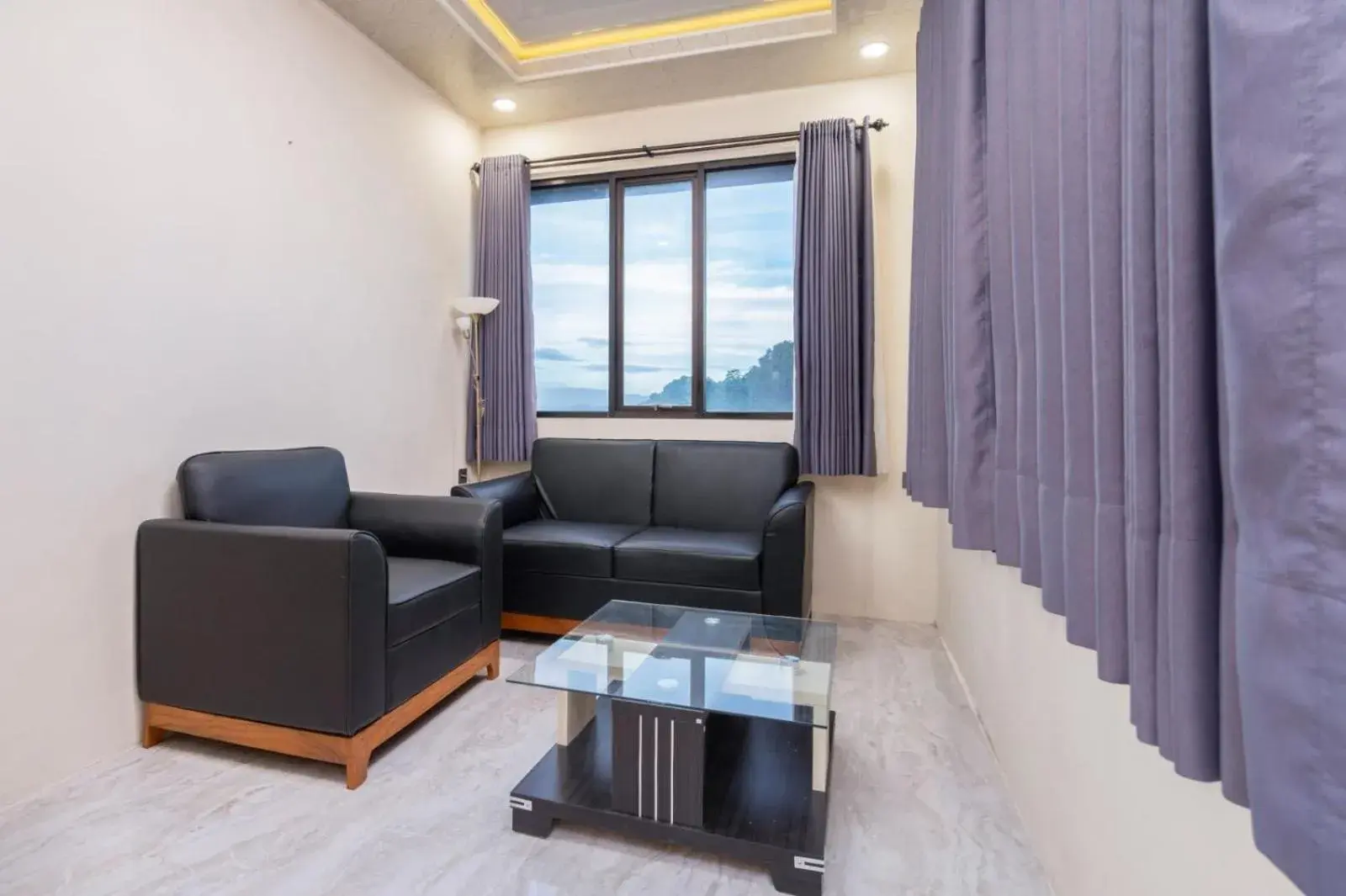 Grand Valonia Hotel Cafe & Park Jember Grand Valonia Hotel Cafe & Park Jember