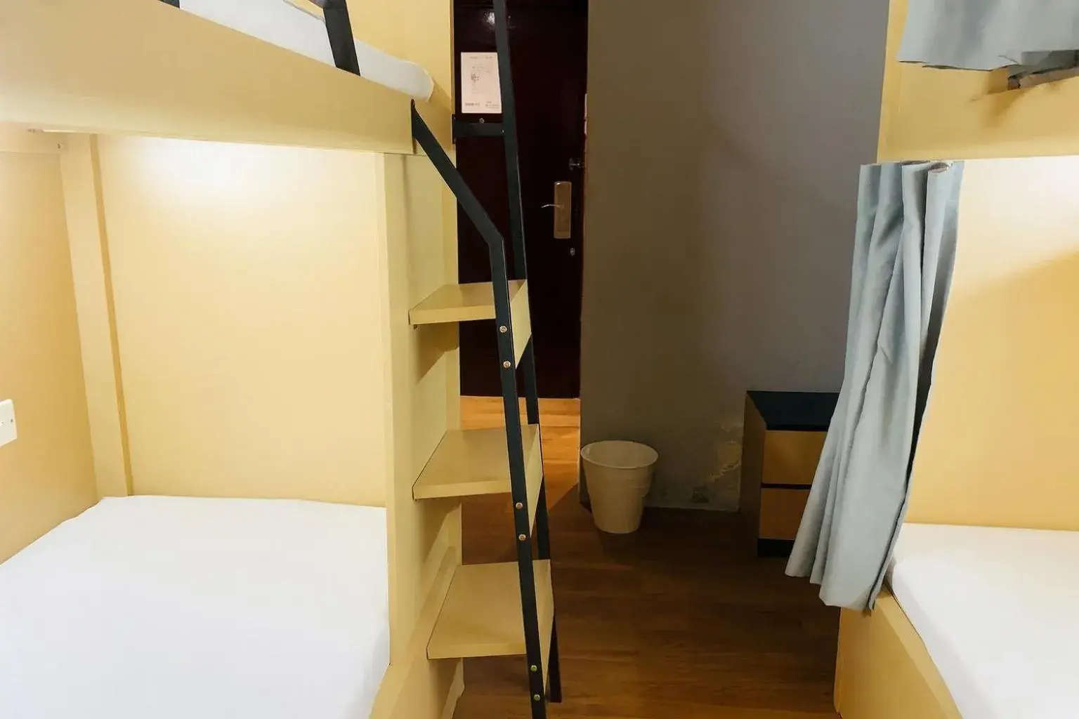 Bed in Hi Hotel Dot Bed in Hi Hotel Dot