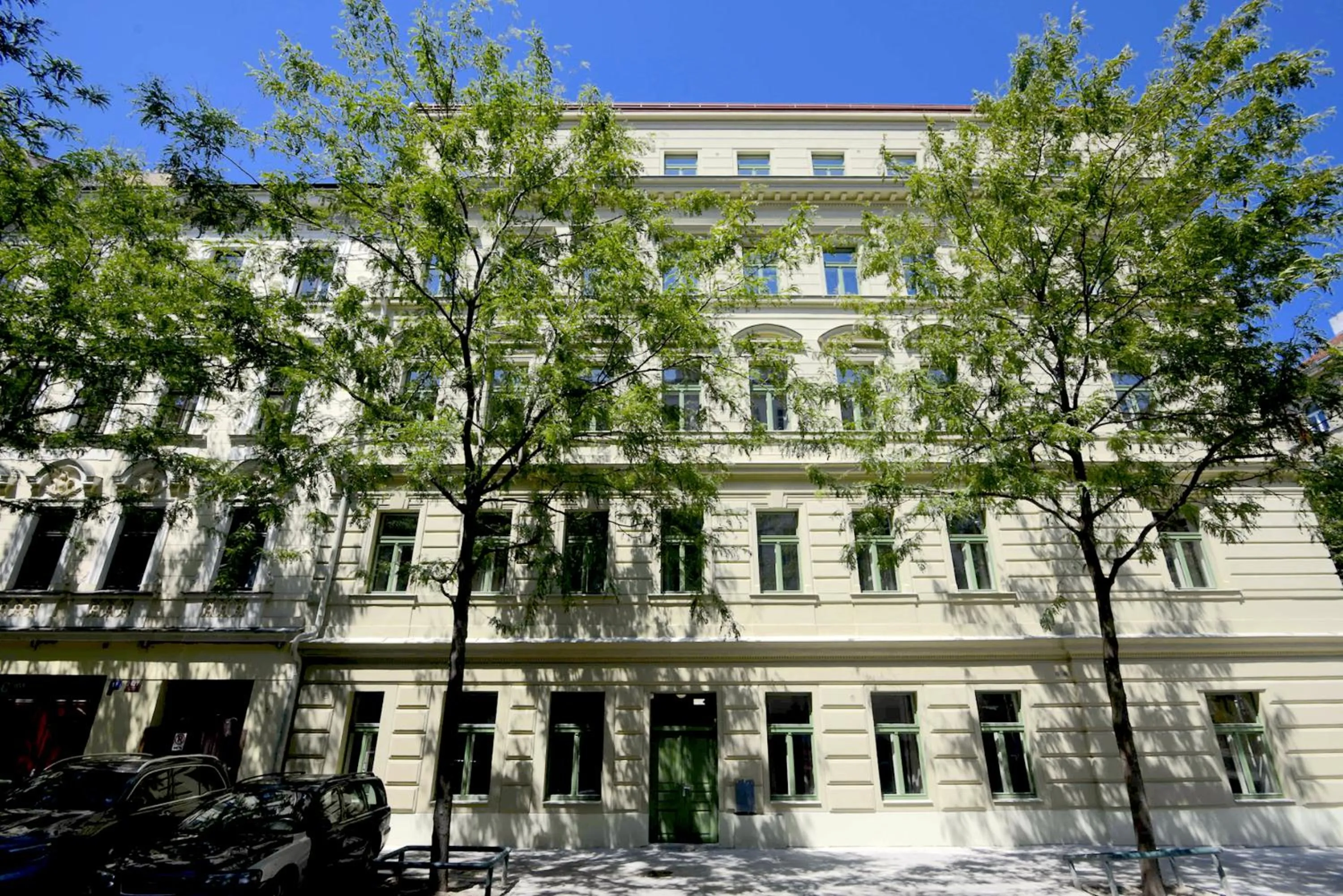 Property building in Encore Boutique Residence by Dwellfort