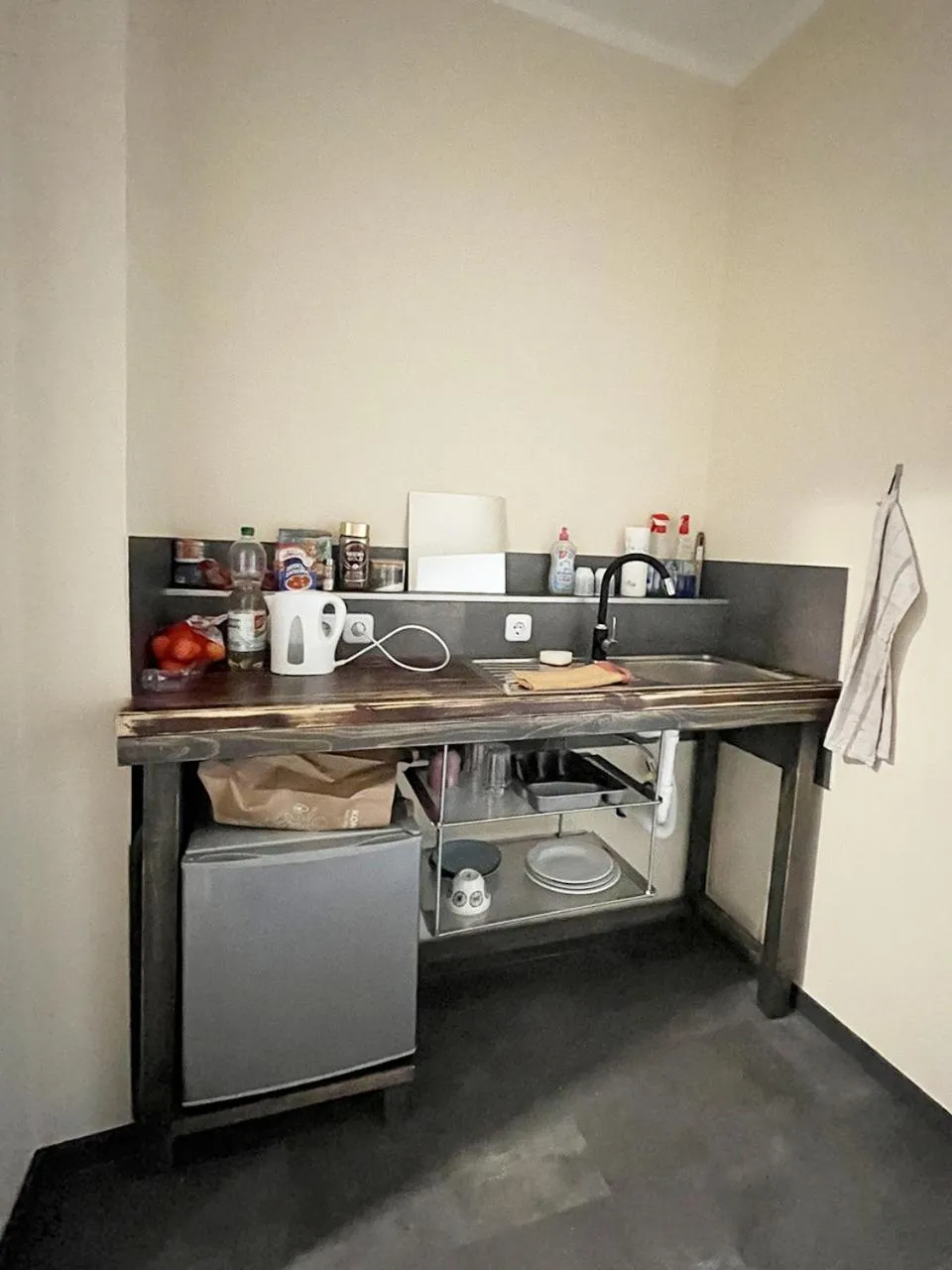 Coffee/tea facilities in Homeplanet Hostel