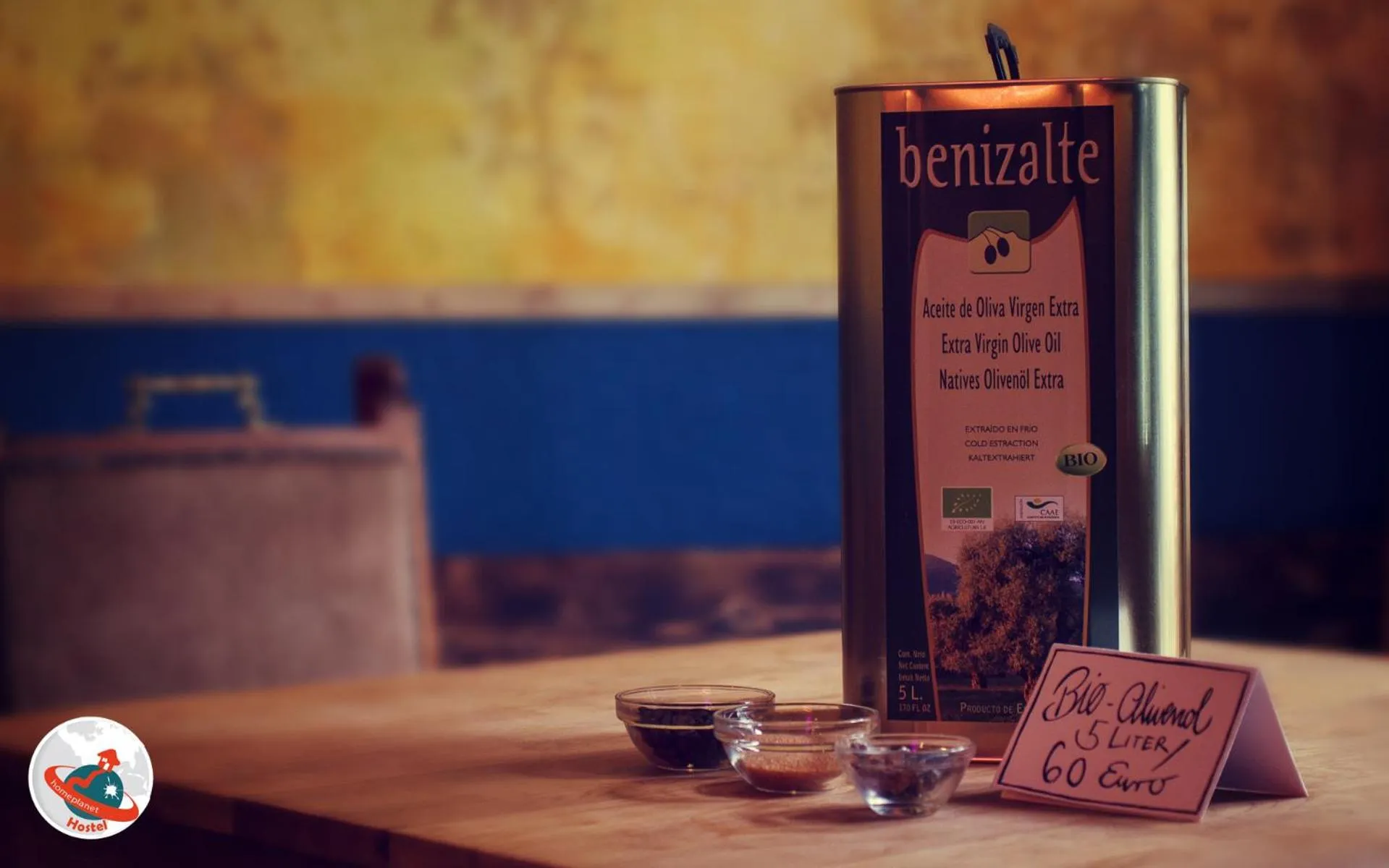 Food and drinks in Homeplanet Hostel