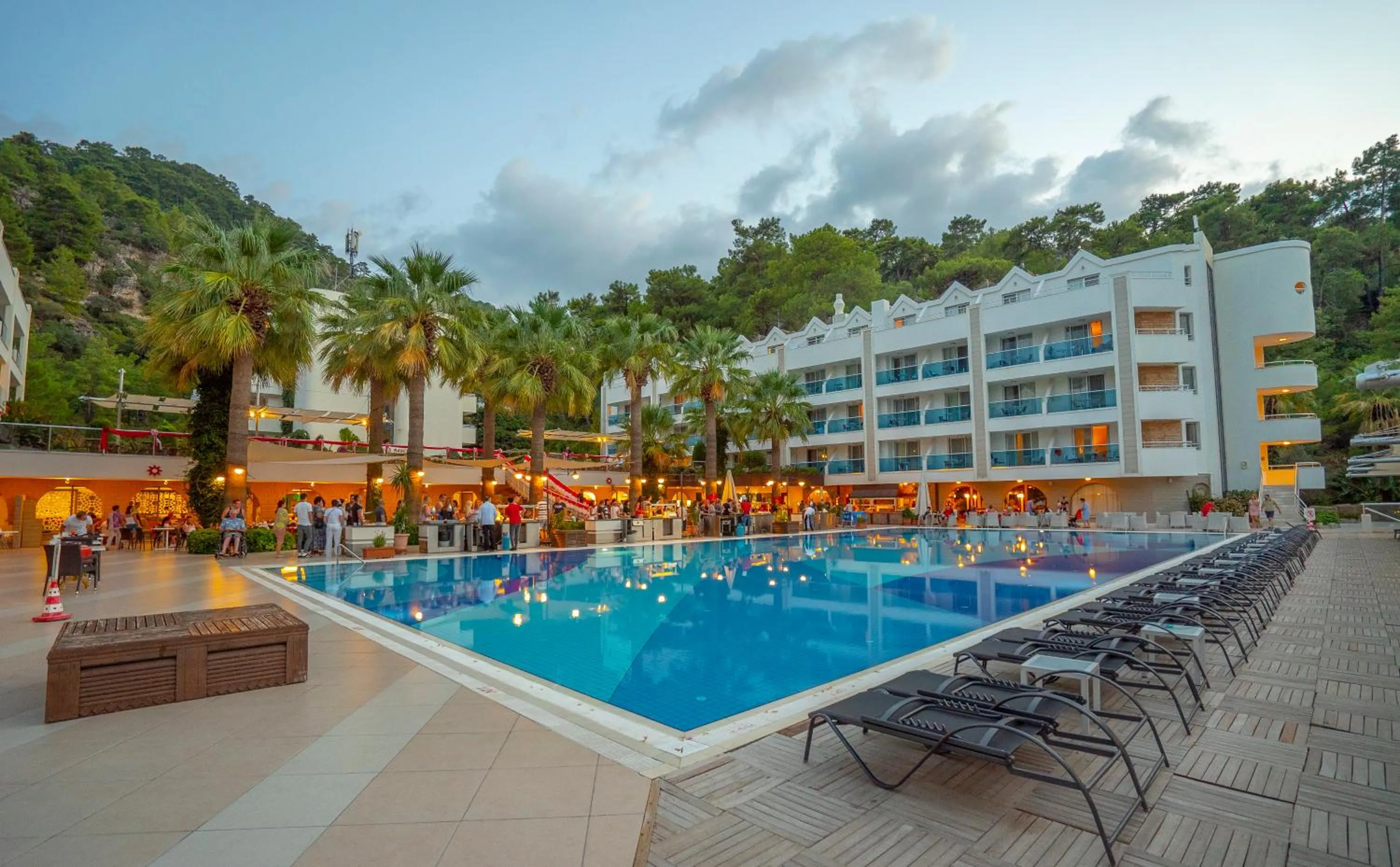 Restaurant/places to eat in Turunc Resort Hotel