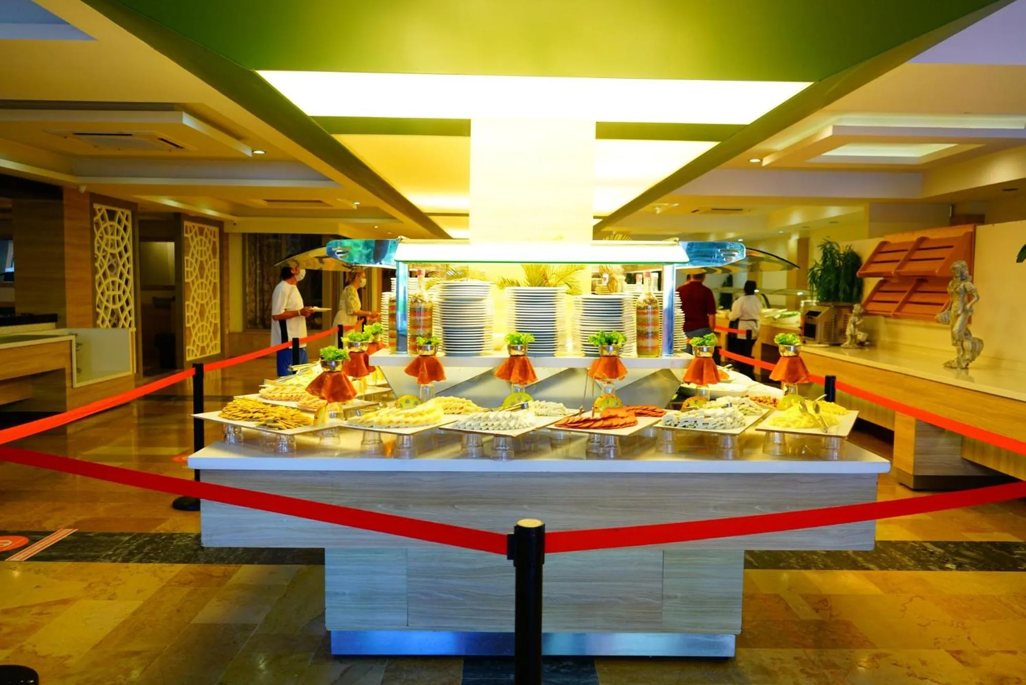 Restaurant/places to eat in Turunc Resort Hotel