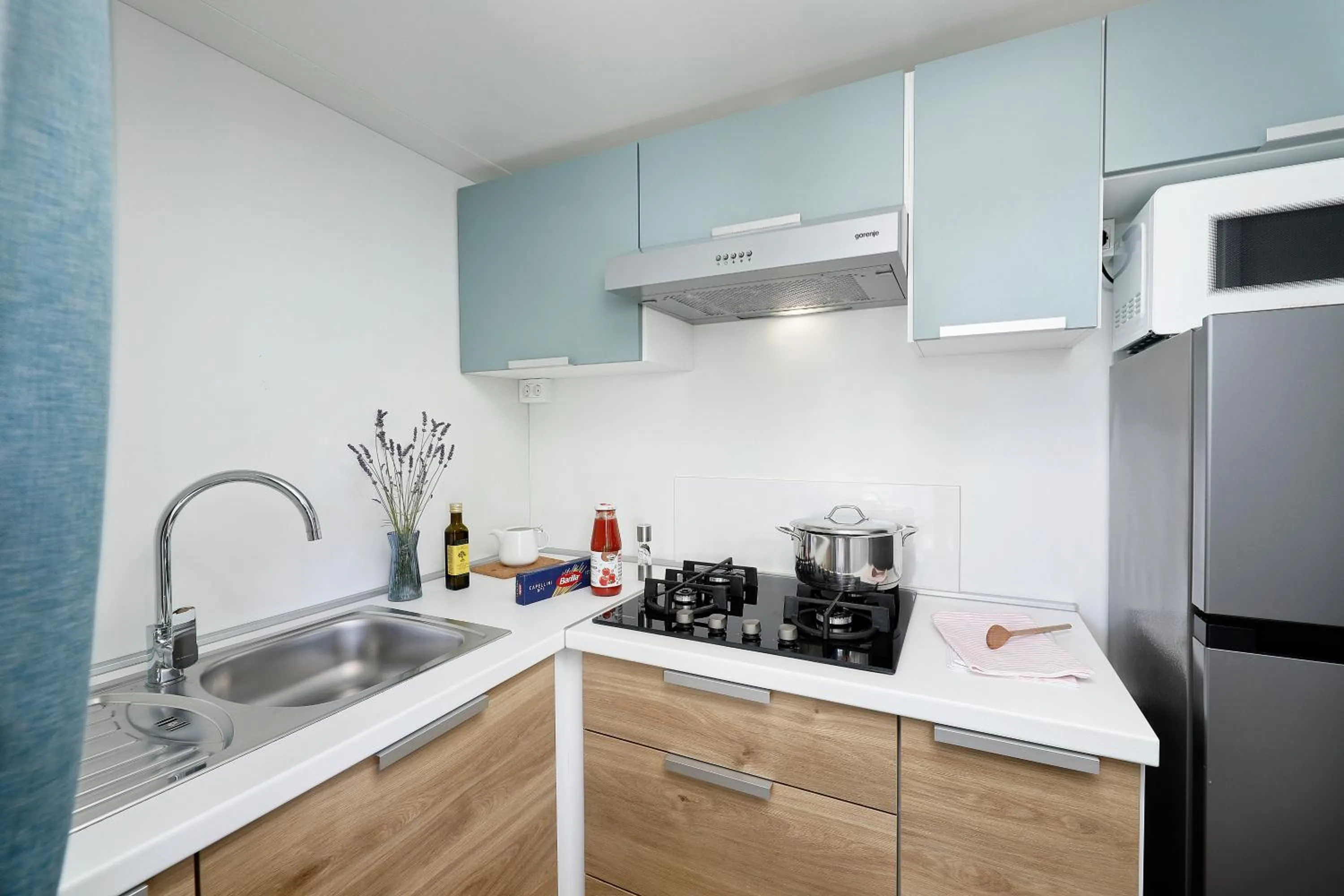 Kitchen or kitchenette in Albatross Mobile Homes on Camping Bella Italia