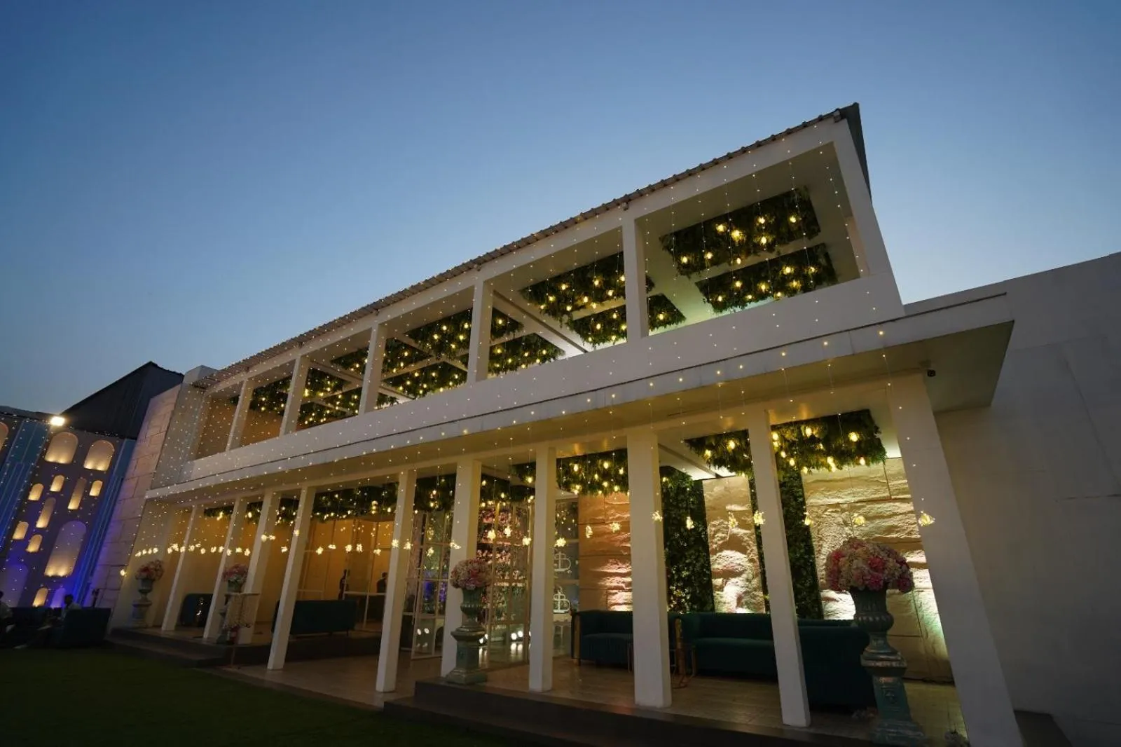 Banquet/Function facilities in Bel-La Monde Hotel NH8 at 6km from IGI Airport Delhi